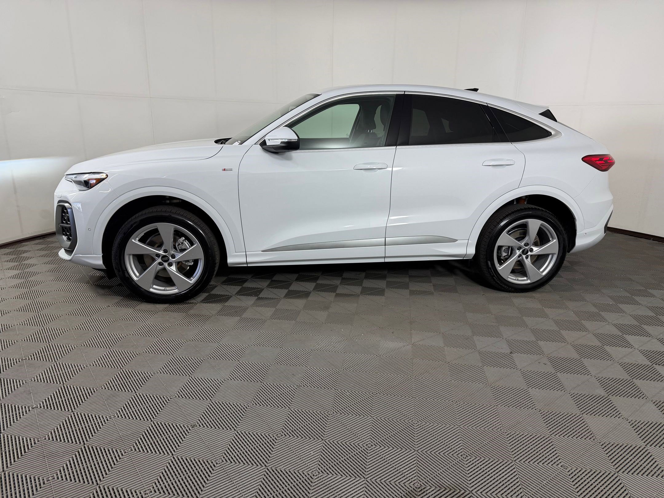2026 Audi Q5 Sportback Premium Plus SUV