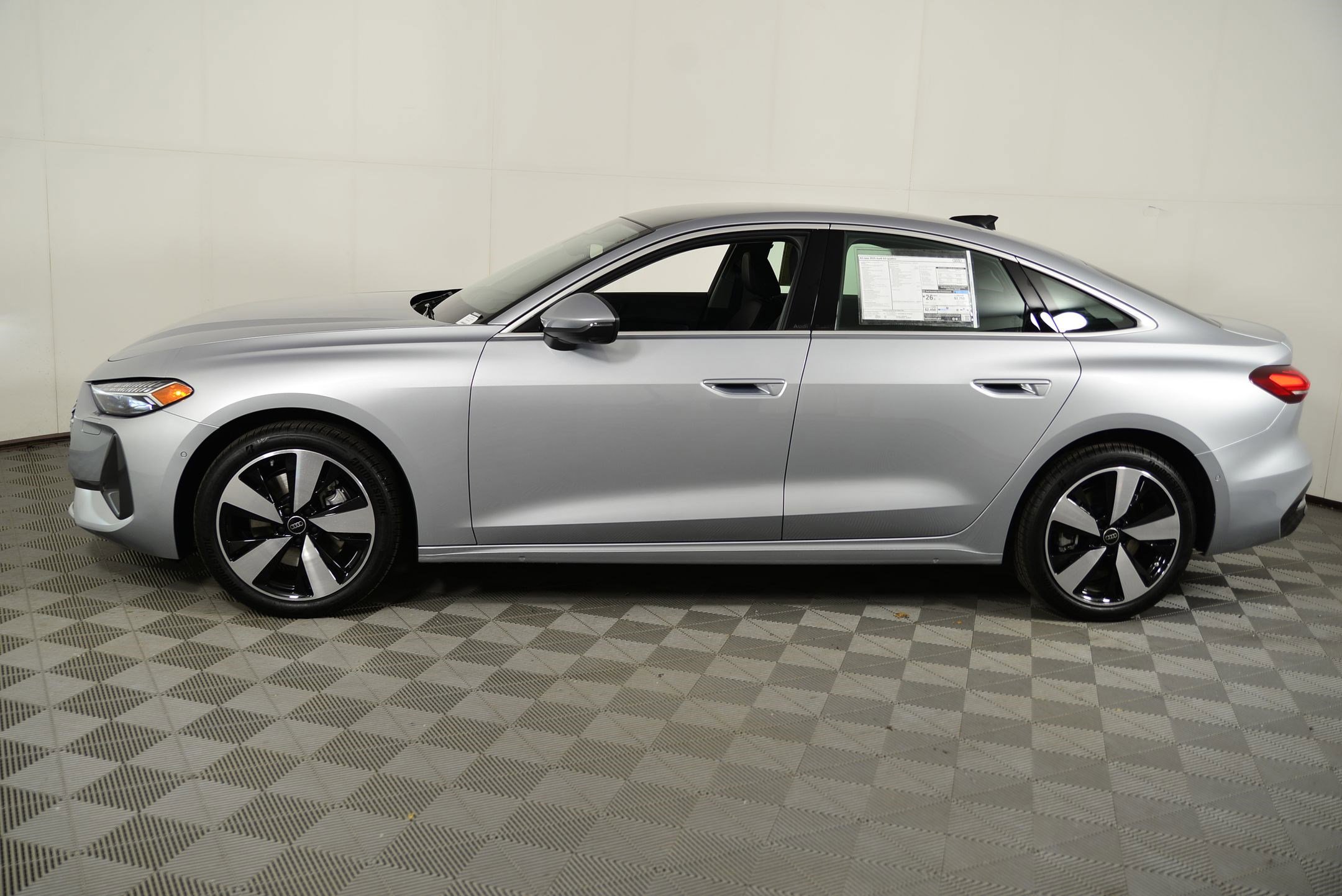 2025 Audi A5 2.0T Premium Plus photo 2