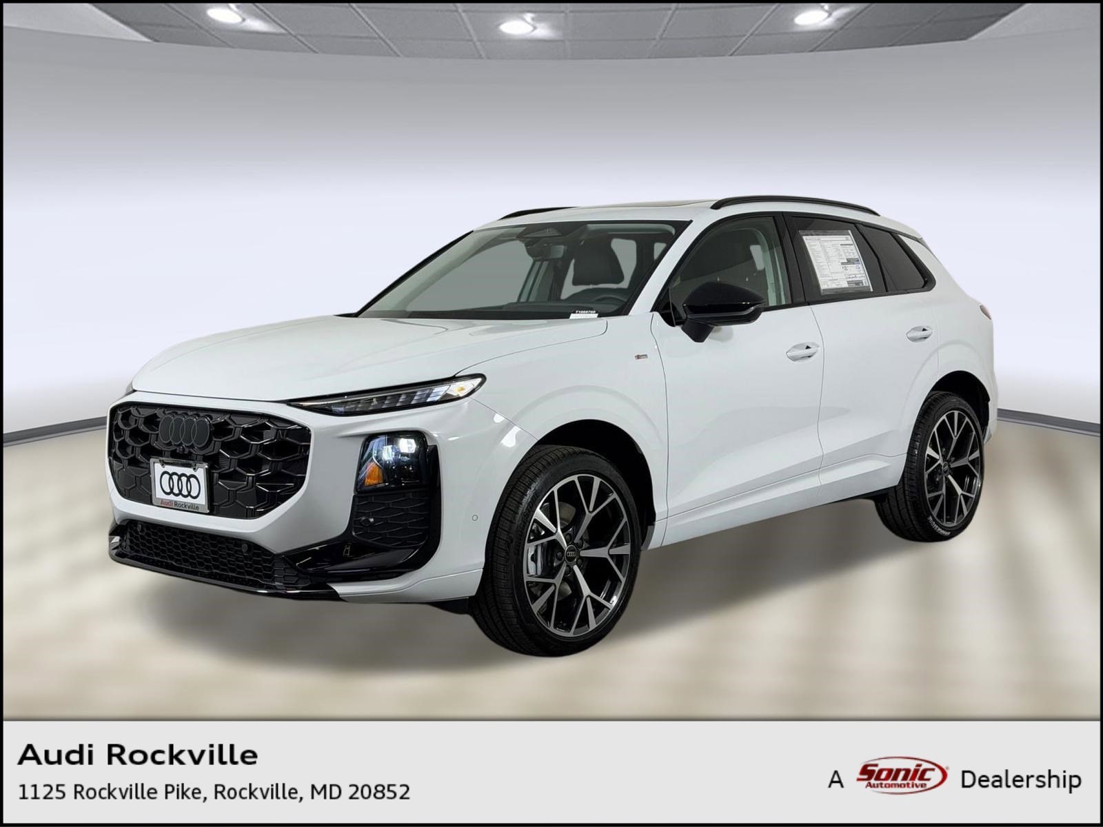 2026 Audi Q3 S line quattro's photo