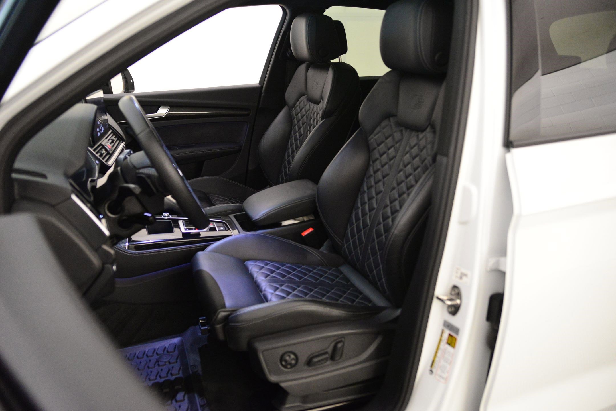 2023 Audi SQ5 Premium Plus photo 4