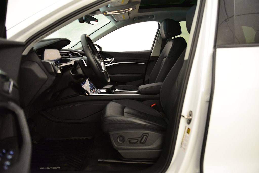 Certified 2024 Audi Q8 e-tron Premium SUV