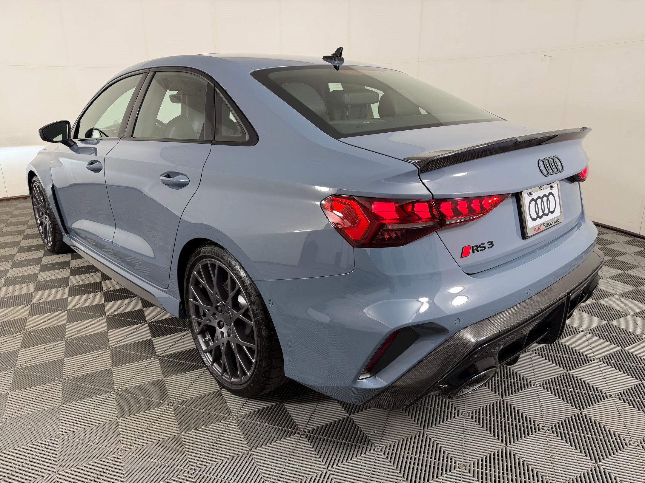 RS 3 RS 3 TFSI Quattro S Tronic (quattro) Sedan
