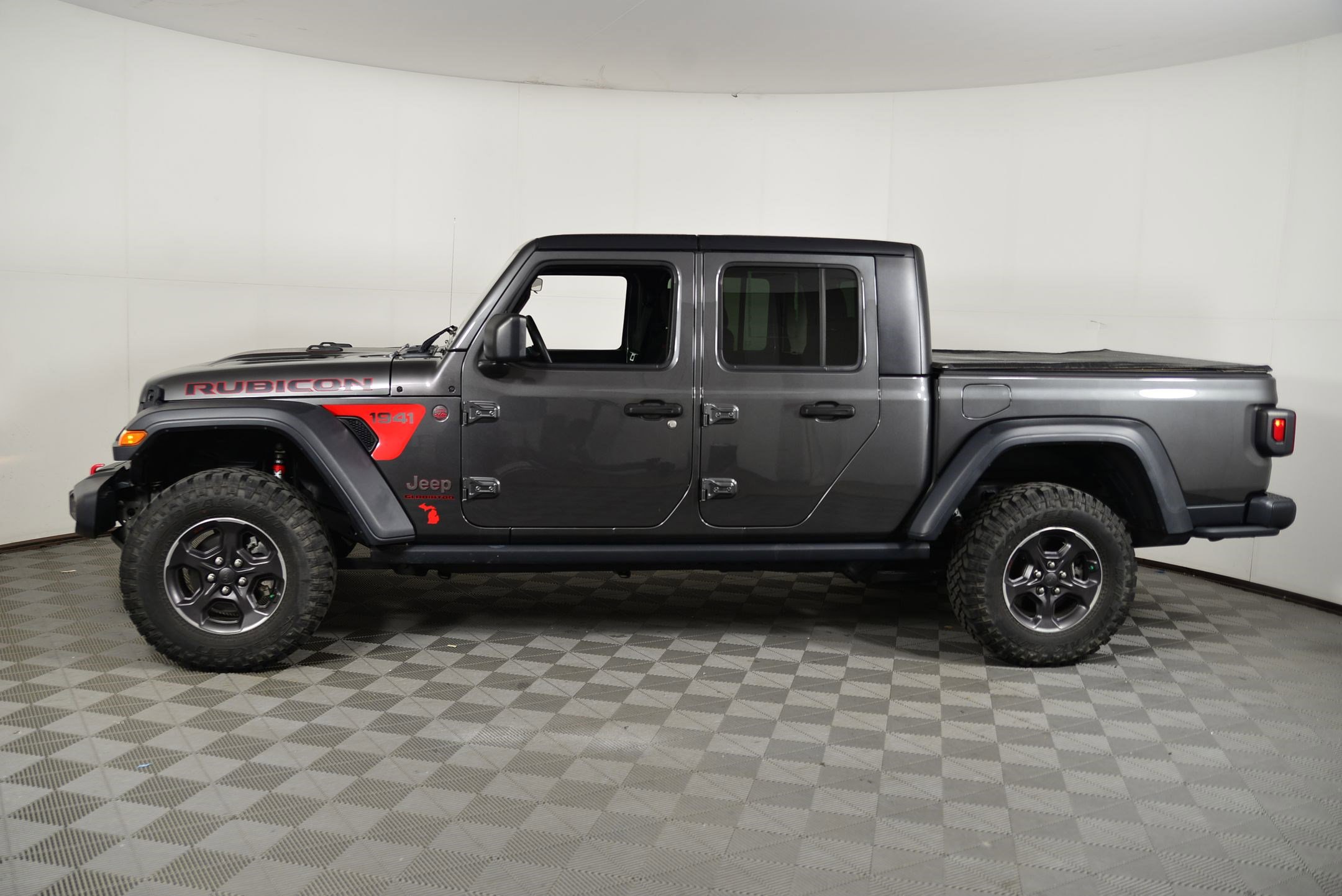 2020 Jeep Gladiator Rubicon photo 2