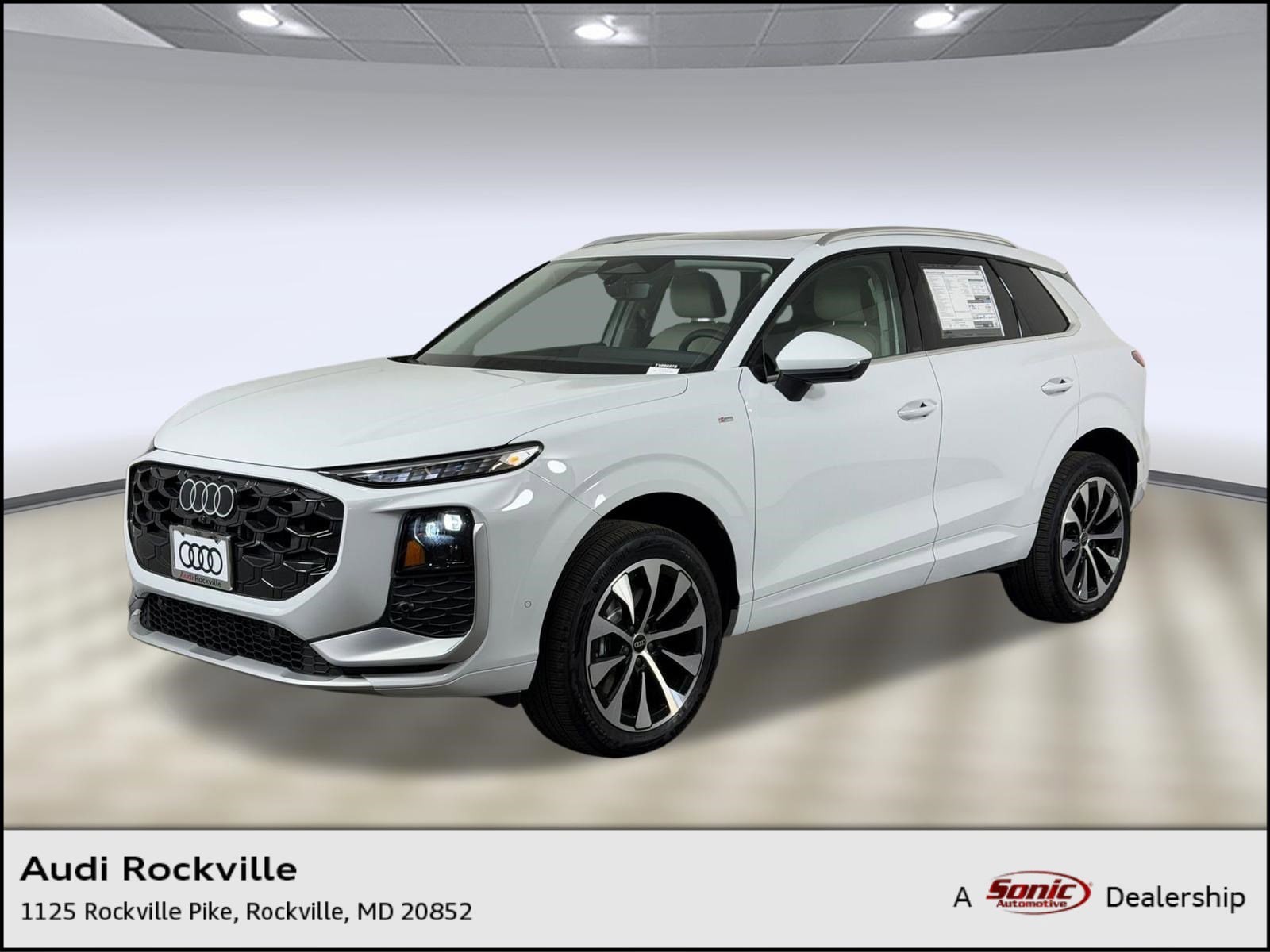 2026 Audi Q3 S line quattro's photo