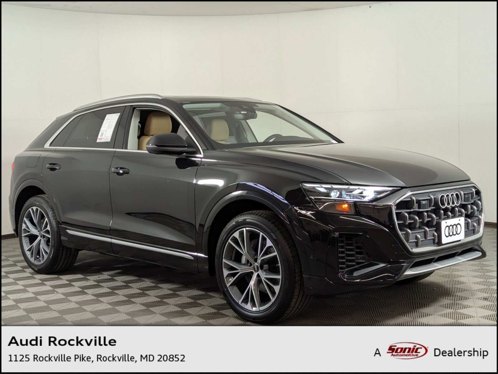 2025 Audi Q8