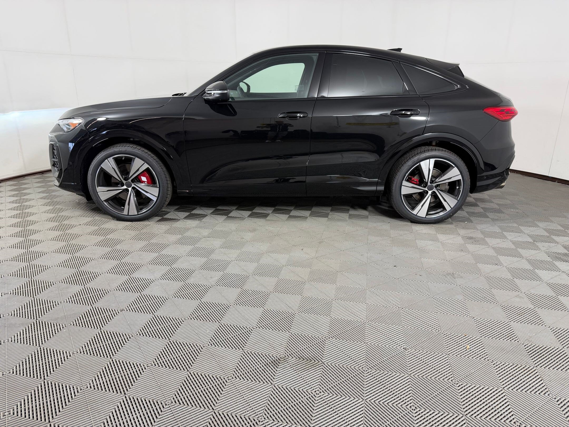 2026 Audi SQ5 Sportback Premium Plus SUV