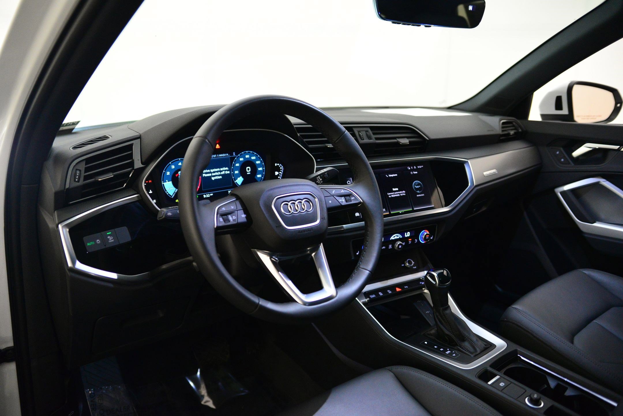 2024 Audi Q3 S line Premium photo 2