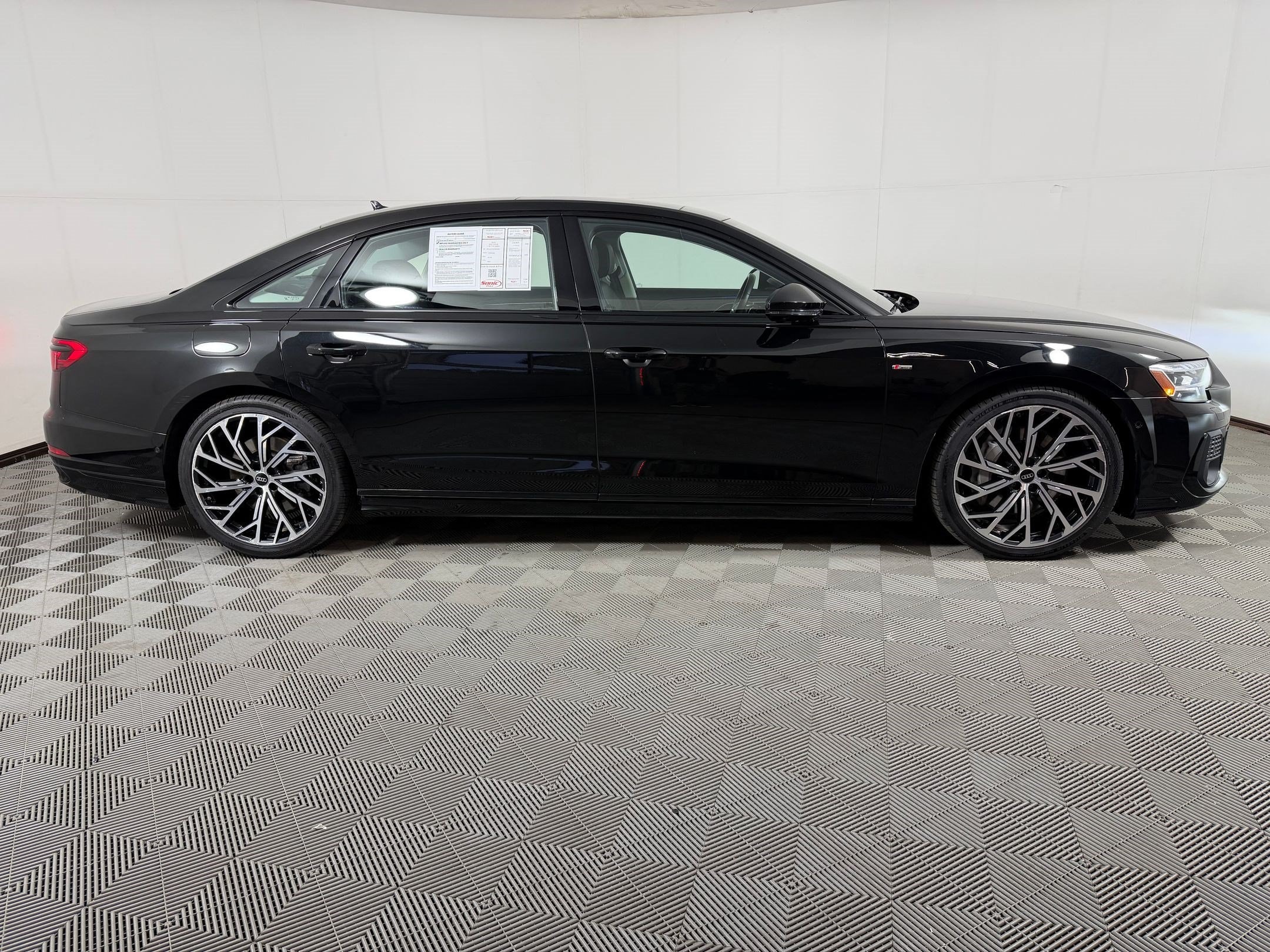 A8 L 55 TFSI Quattro Sedan