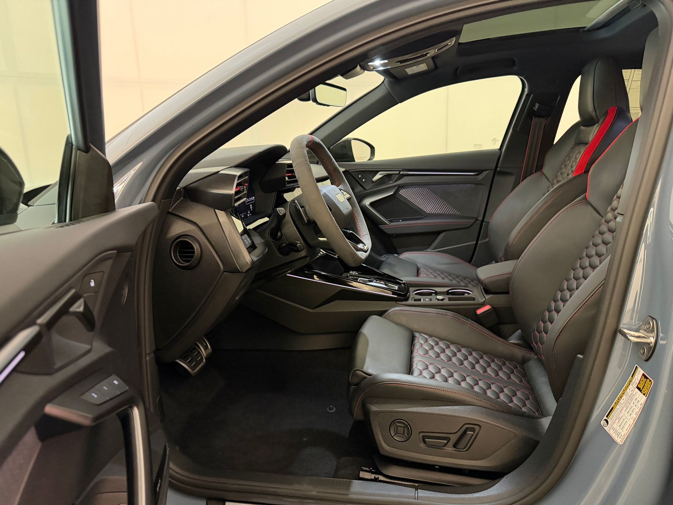 RS 3 RS 3 TFSI Quattro S Tronic (quattro) Sedan
