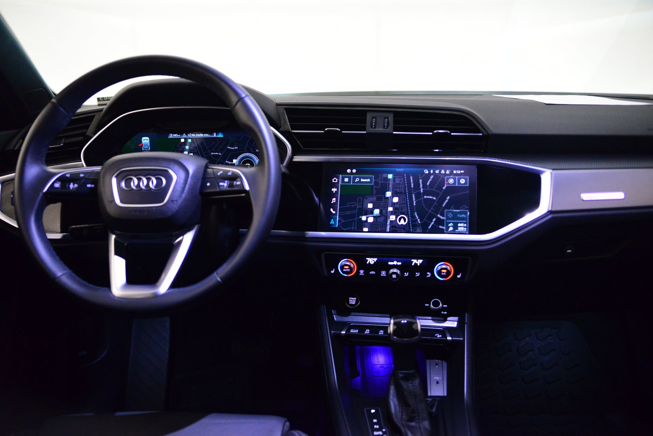 2023 Audi Q3 S line Premium Plus photo 3