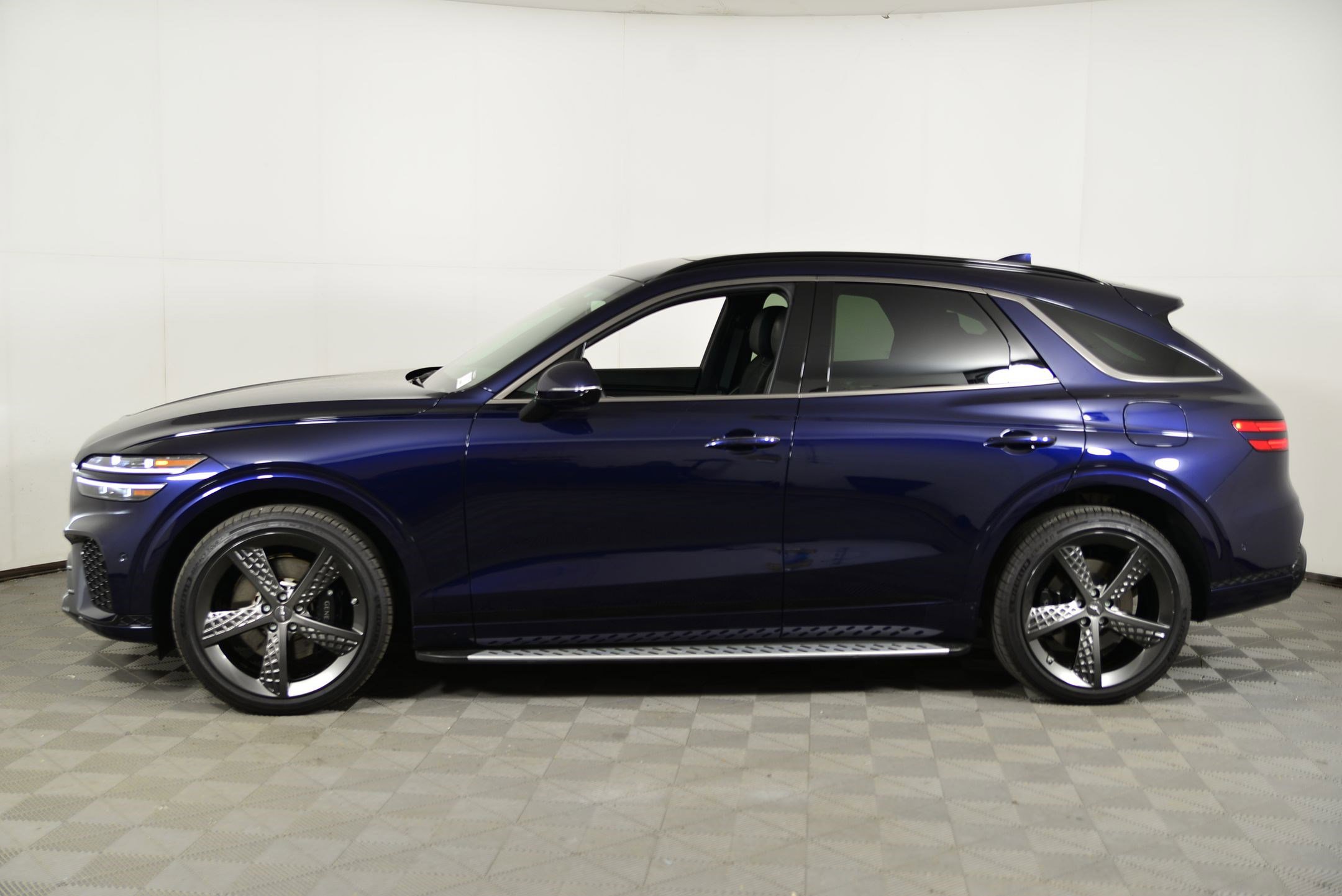 2025 Genesis GV70 3.5T Sport photo 2