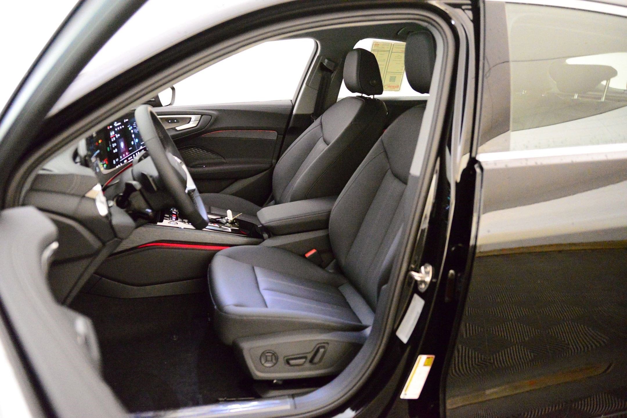 2025 Audi A5 2.0T Premium Plus photo 4