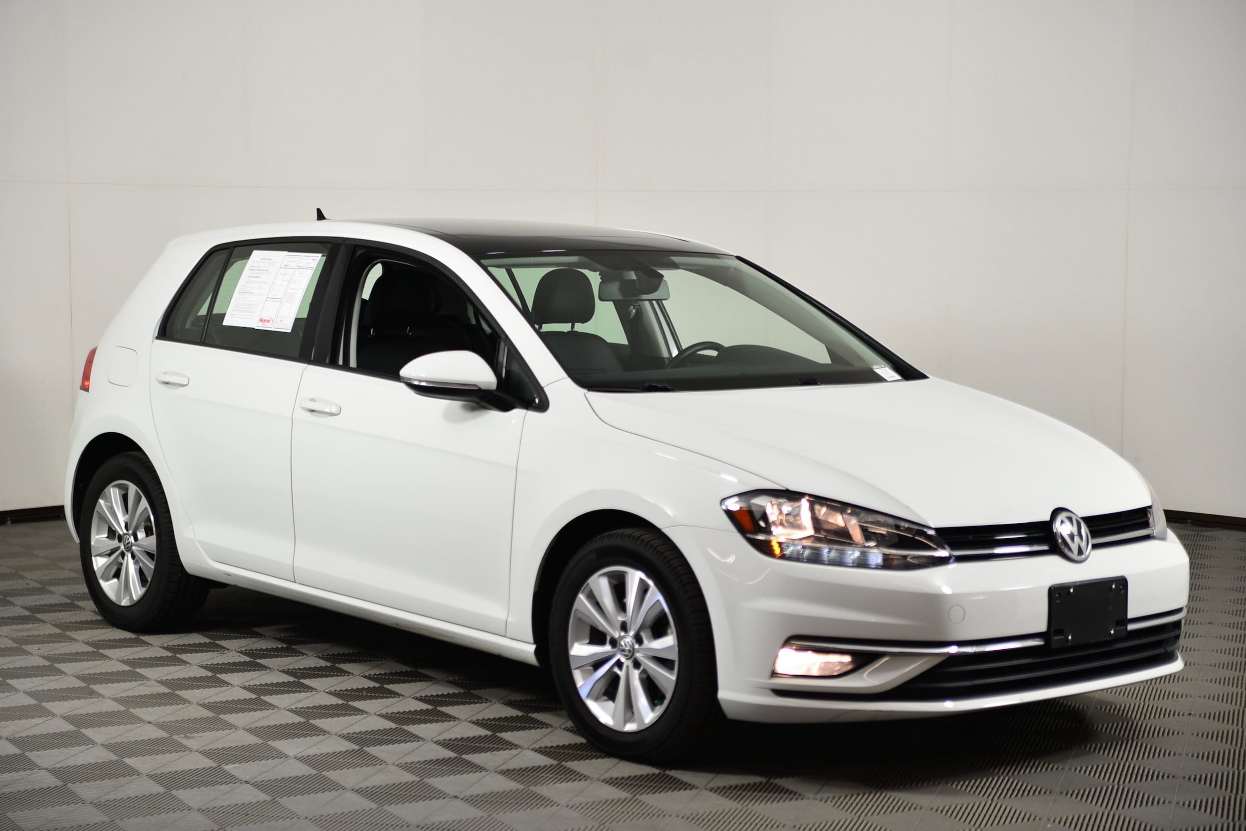 Used 2018 Volkswagen Golf SE with VIN 3VWG17AU6JM282730 for sale in Charlotte, NC