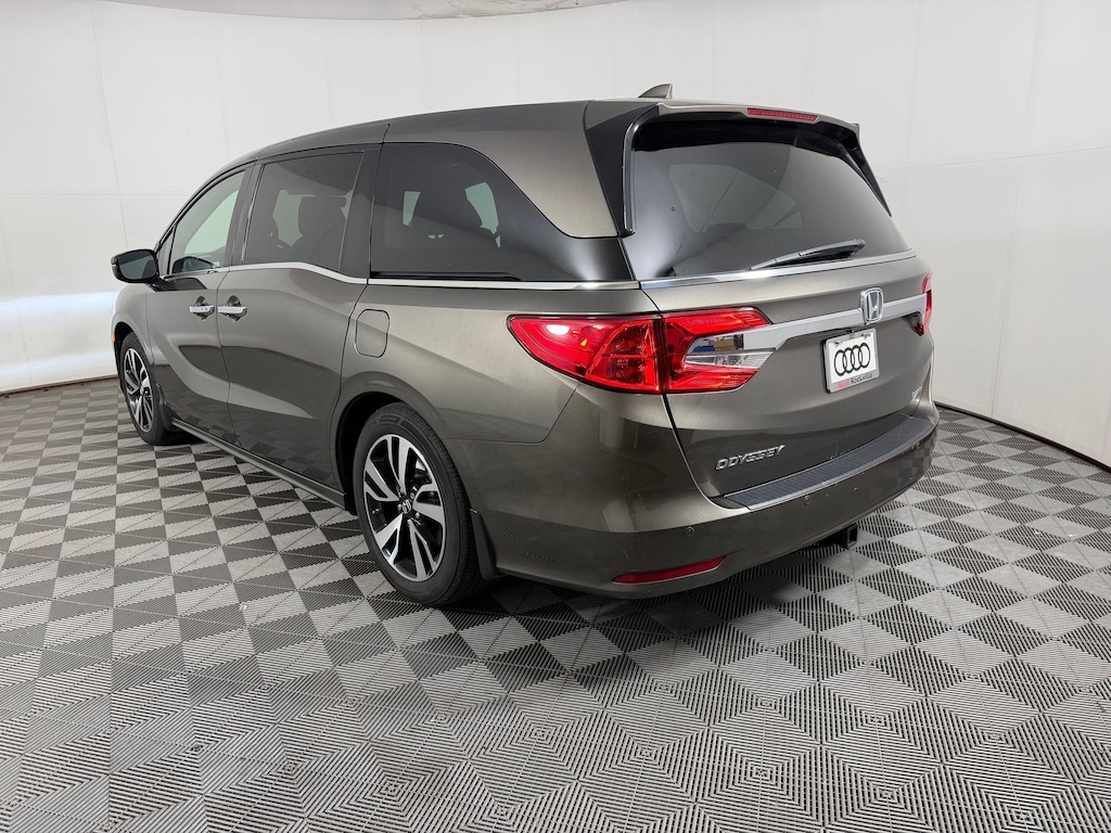 Used 2019 Honda Odyssey Elite Van