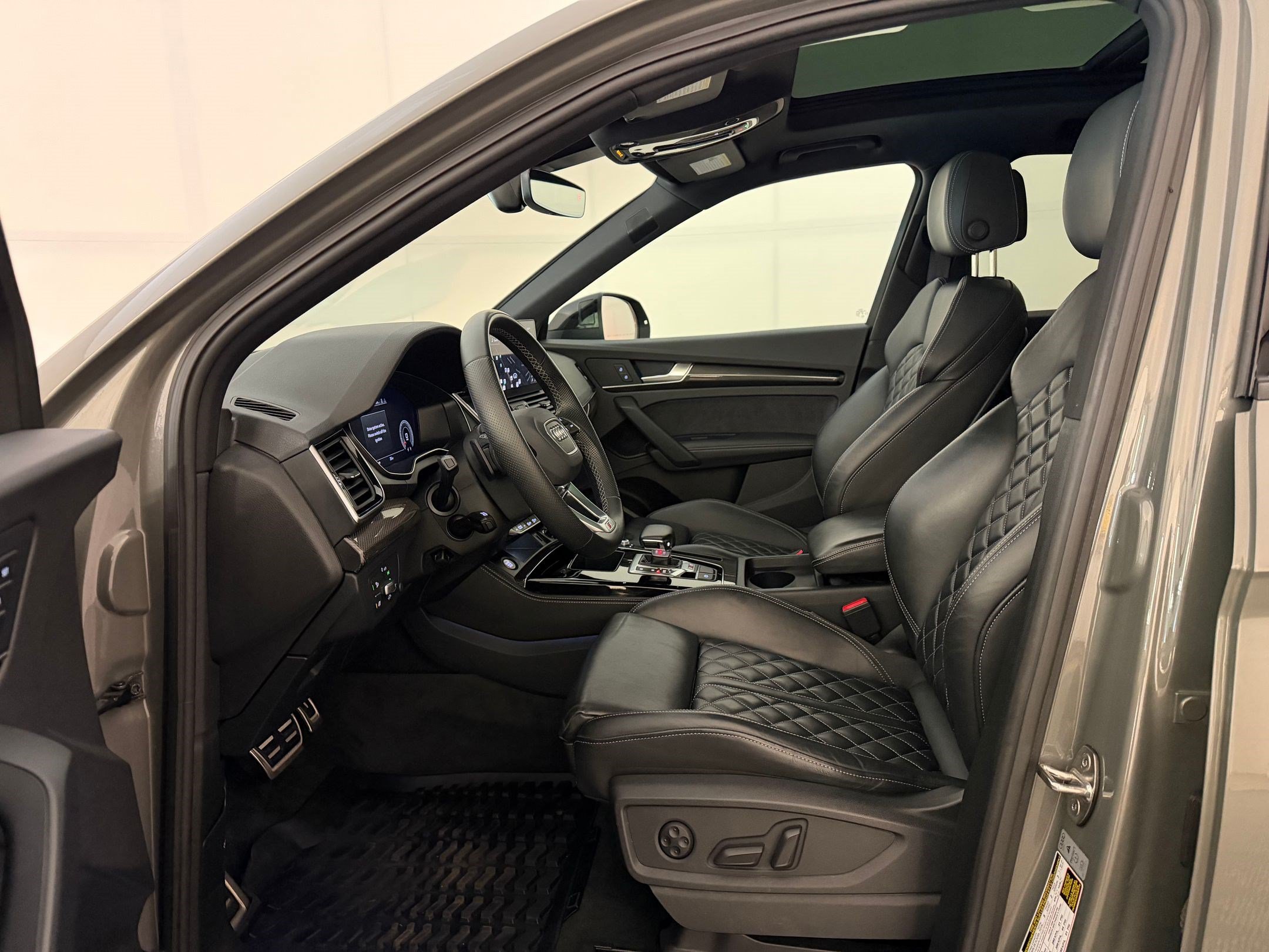 SQ5 Premium Plus SUV