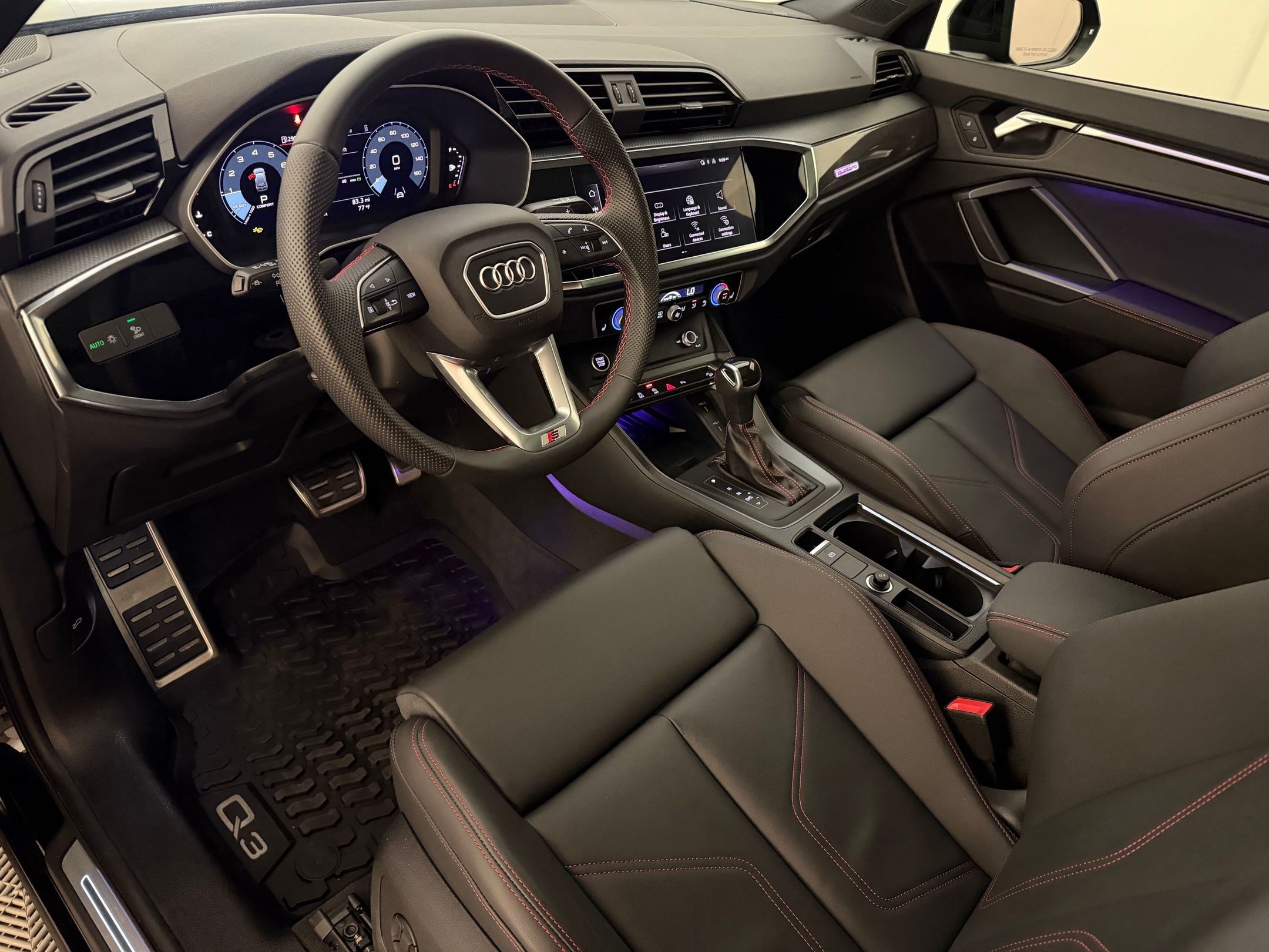 Q3 S Line Premium Plus SUV