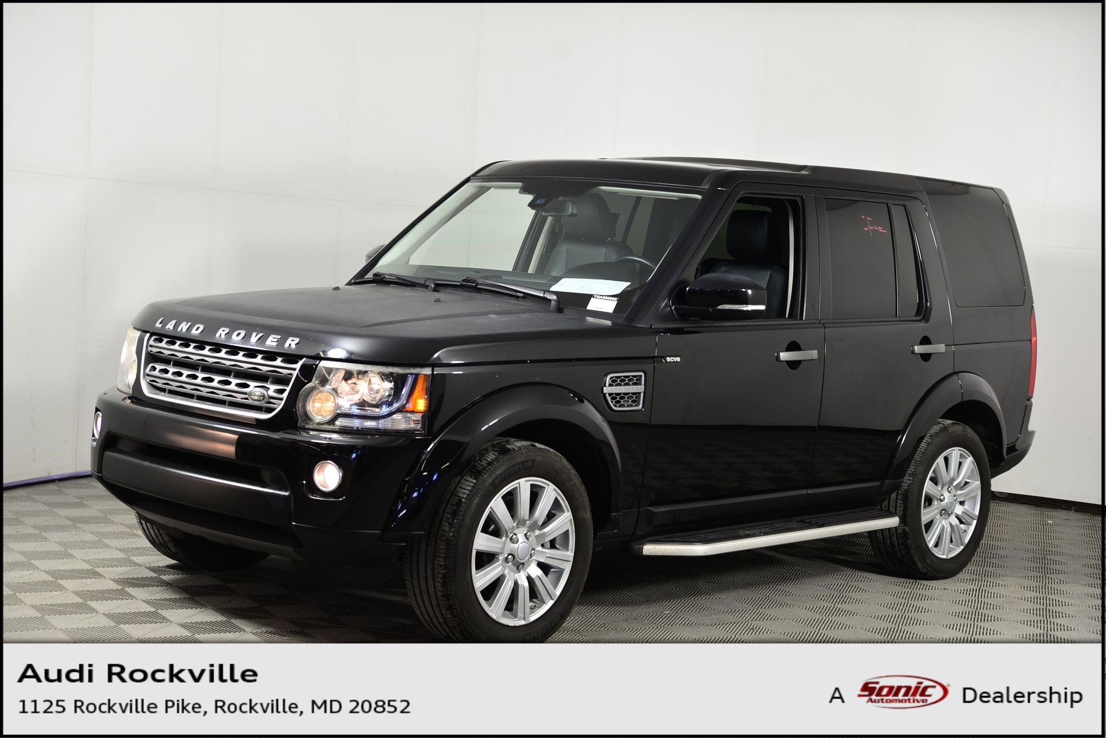 2016 Land Rover LR4 Base