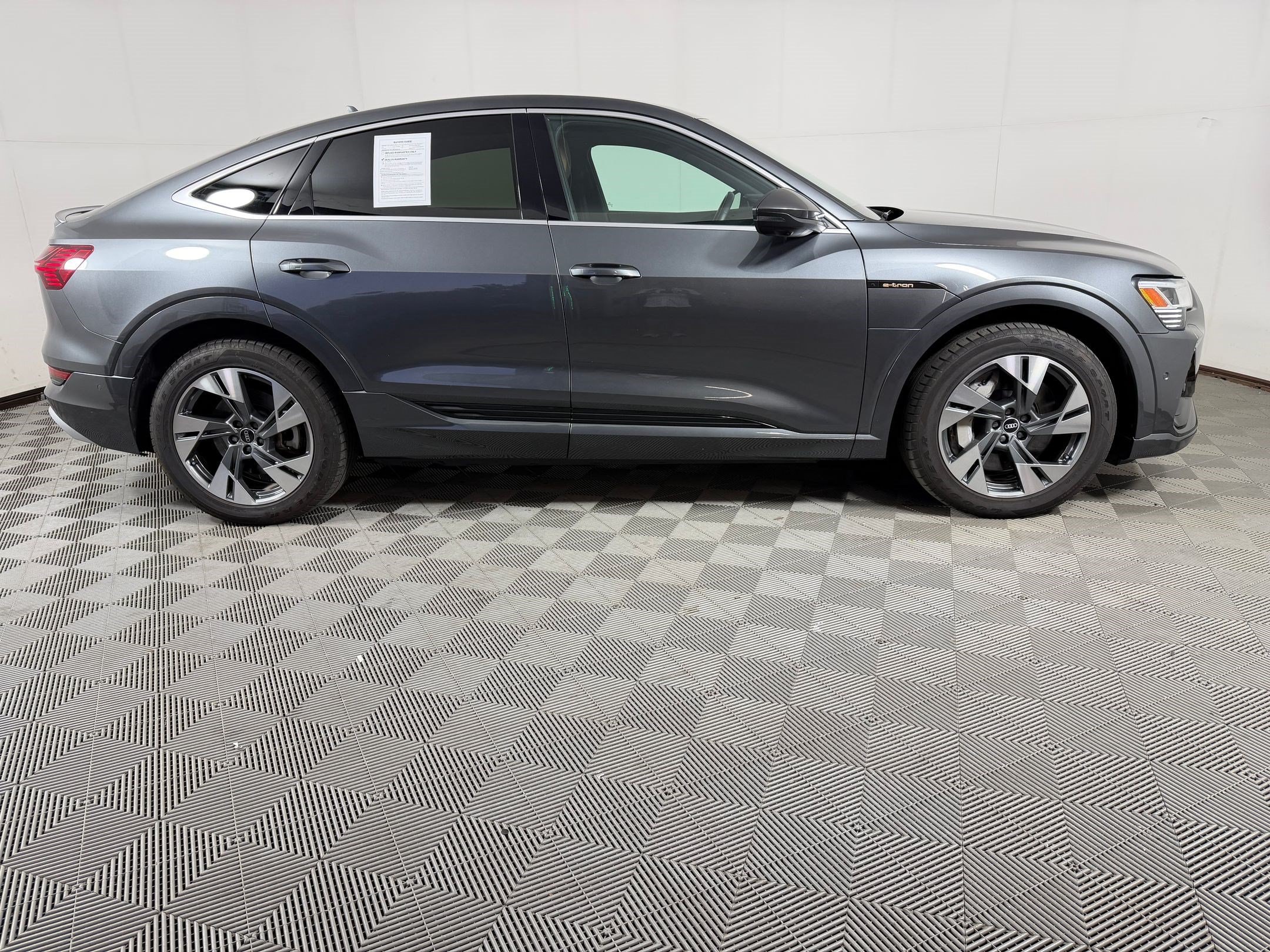 2021 Audi E-tron Sportback Premium Plus SUV