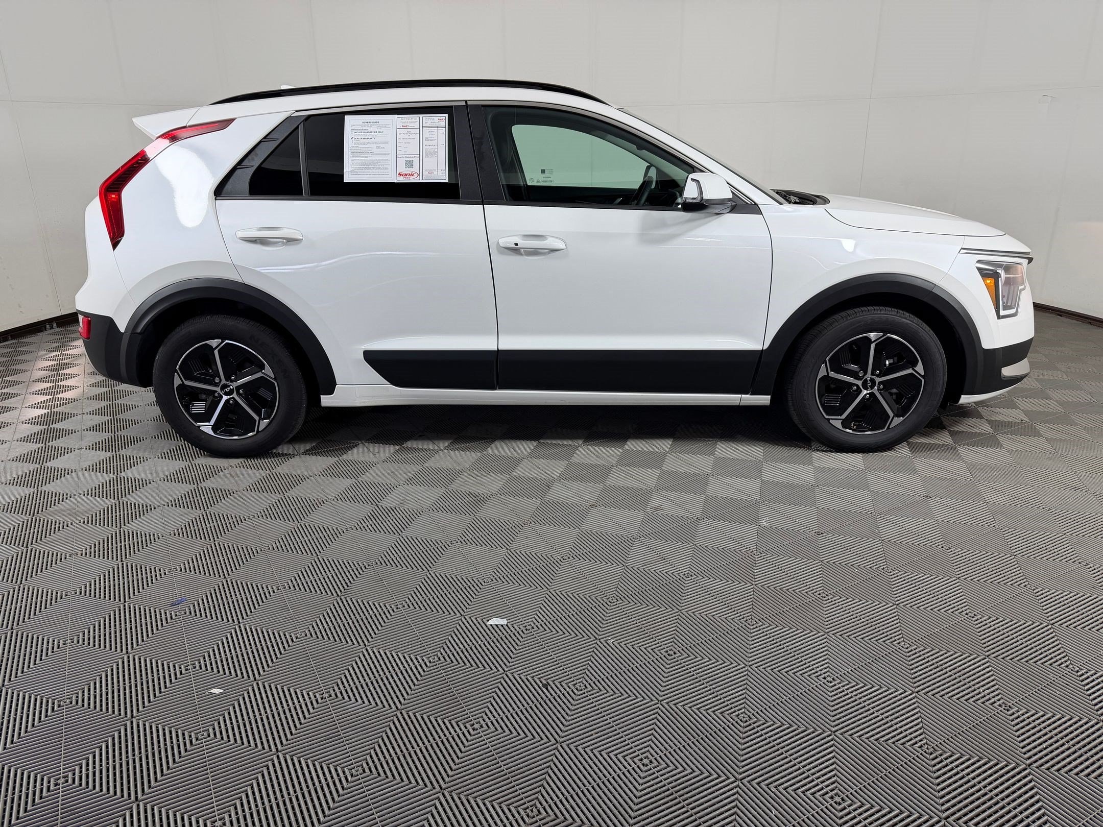 Niro Plug-In Hybrid EX SUV