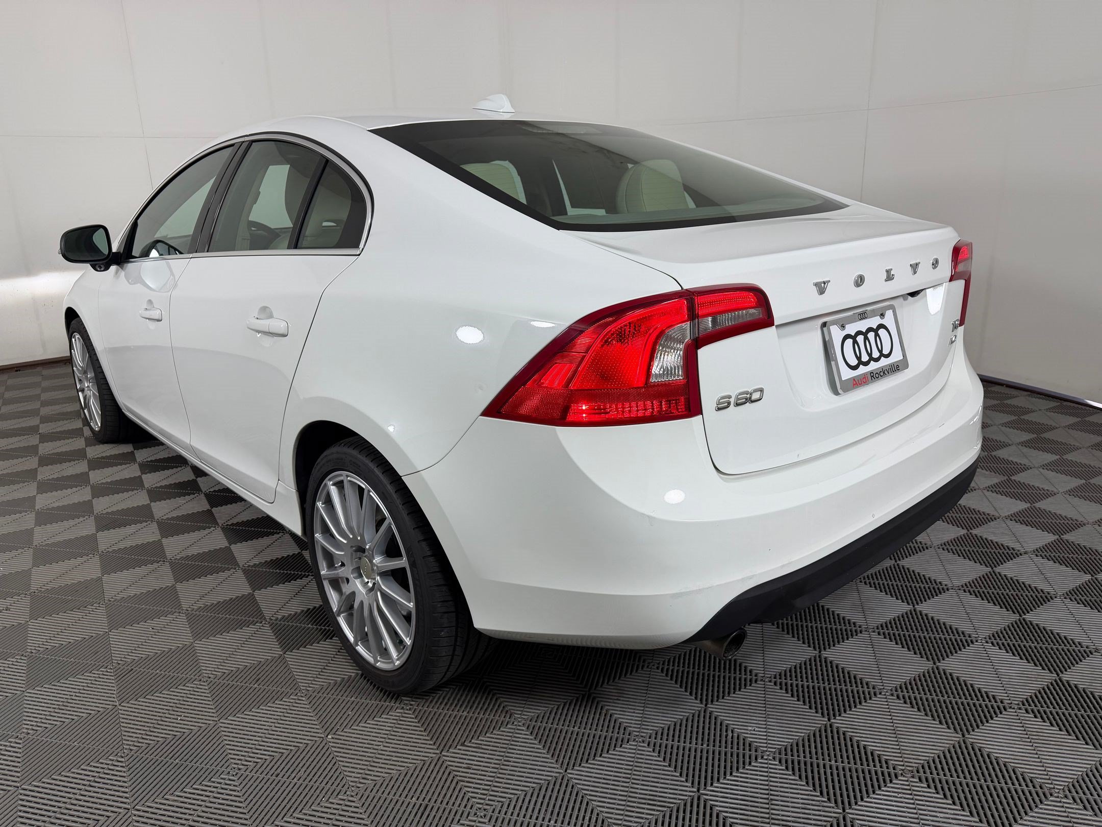 S60 T6 W/Moonroof Sedan