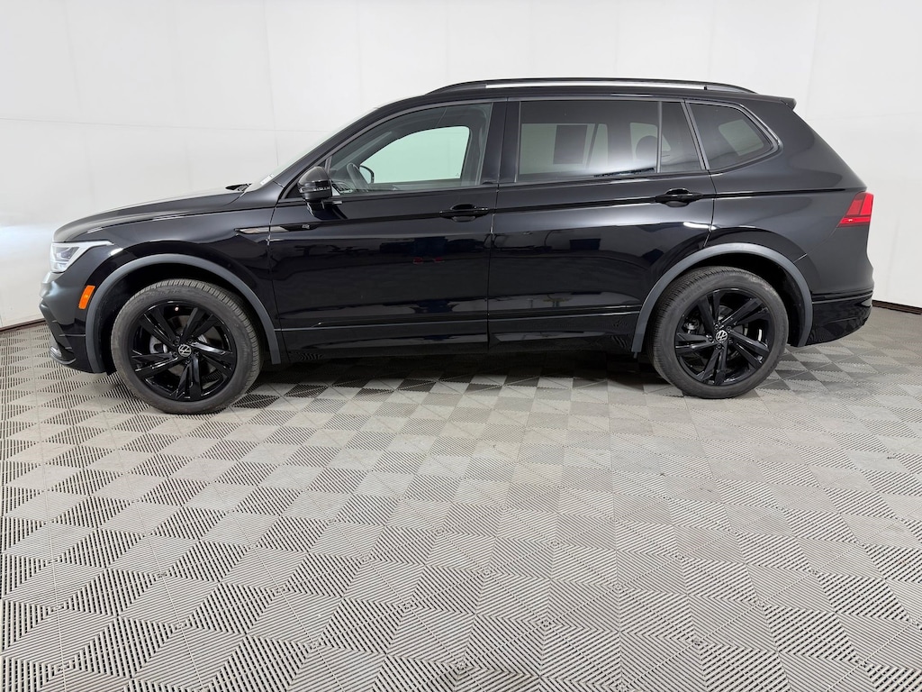 Used 2024 Volkswagen Tiguan SE R-Line Black SUV
