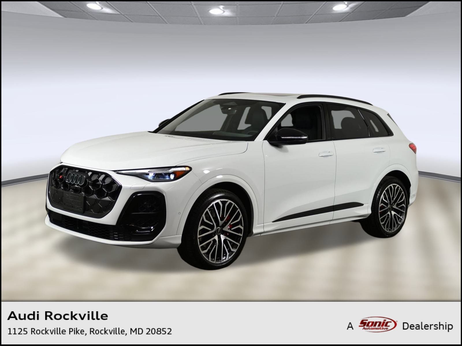 2025 Audi New SQ5 Premium Plus's photo