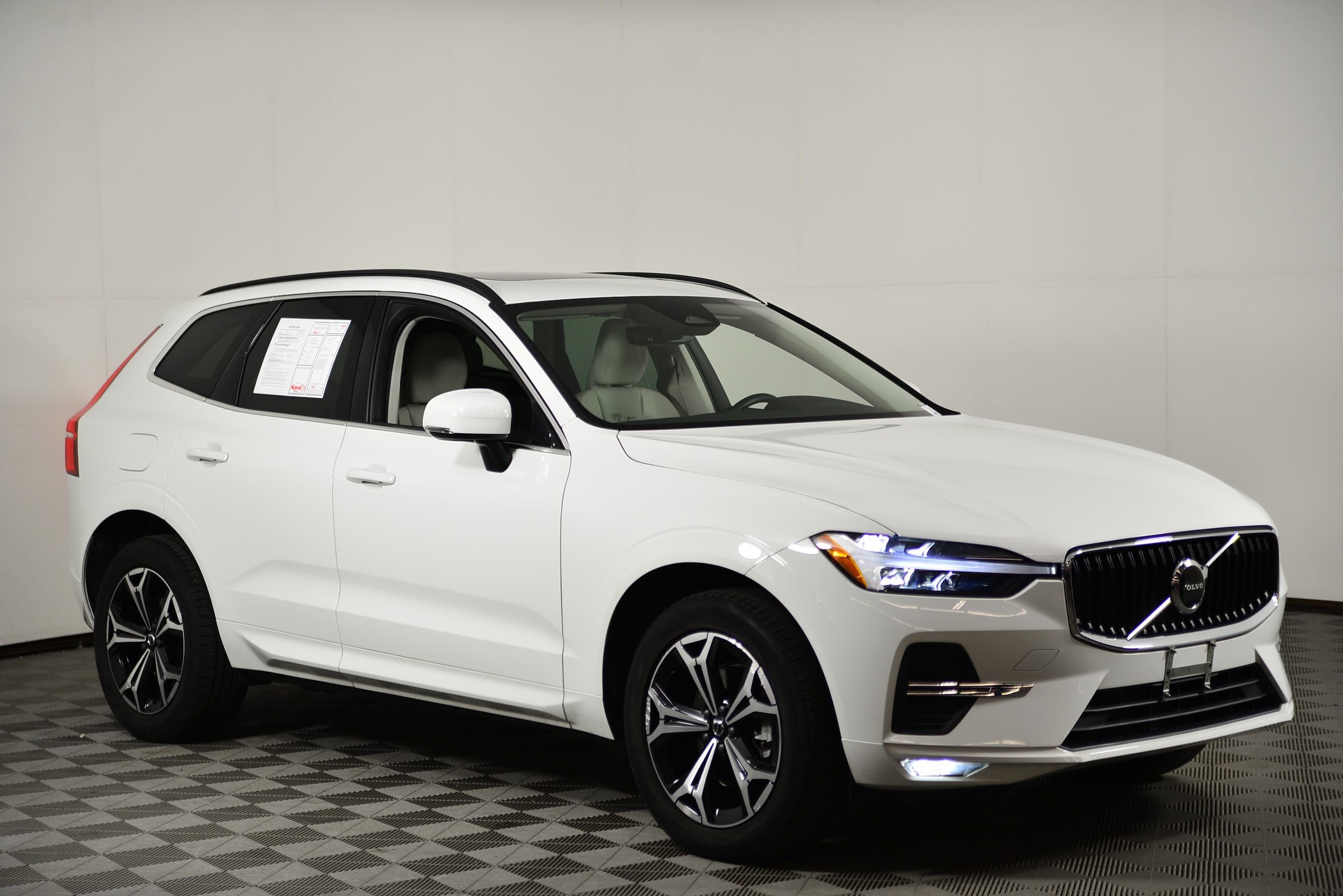 Used 2022 Volvo XC60 Momentum with VIN YV4L12RK1N1079316 for sale in Rockville, MD