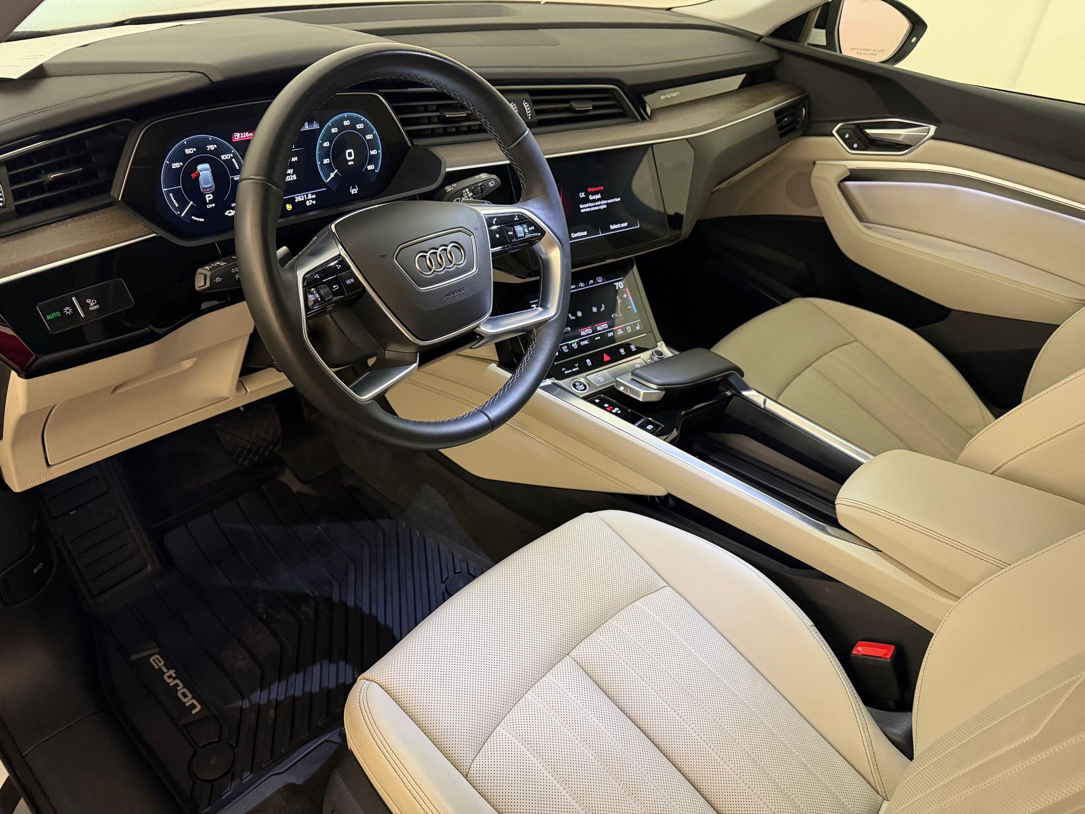 2023 Audi E-tron Premium Plus SUV