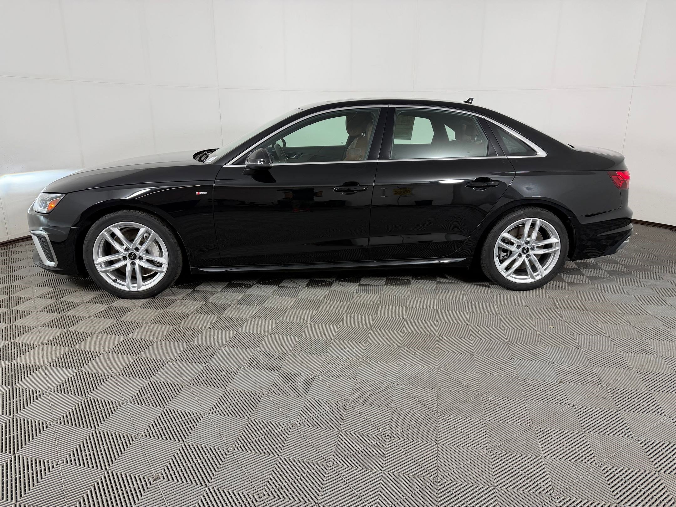 A4 S Line Premium Sedan