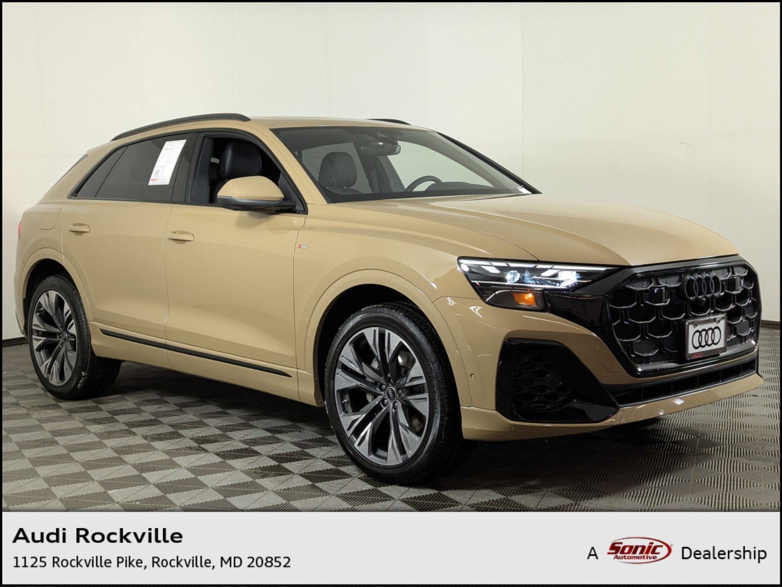 2025 Audi Q8