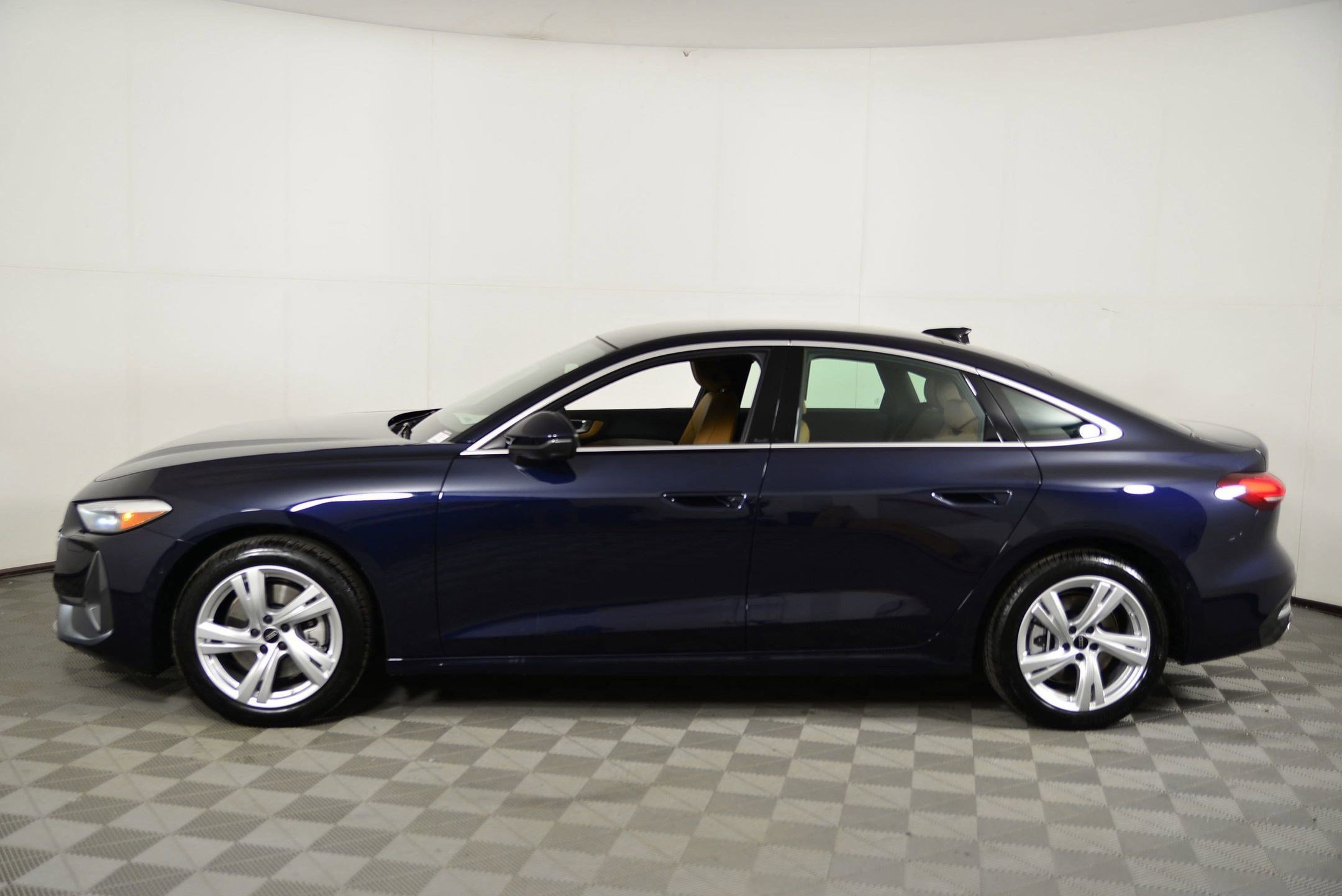 2025 Audi A5 2.0T Premium photo 2