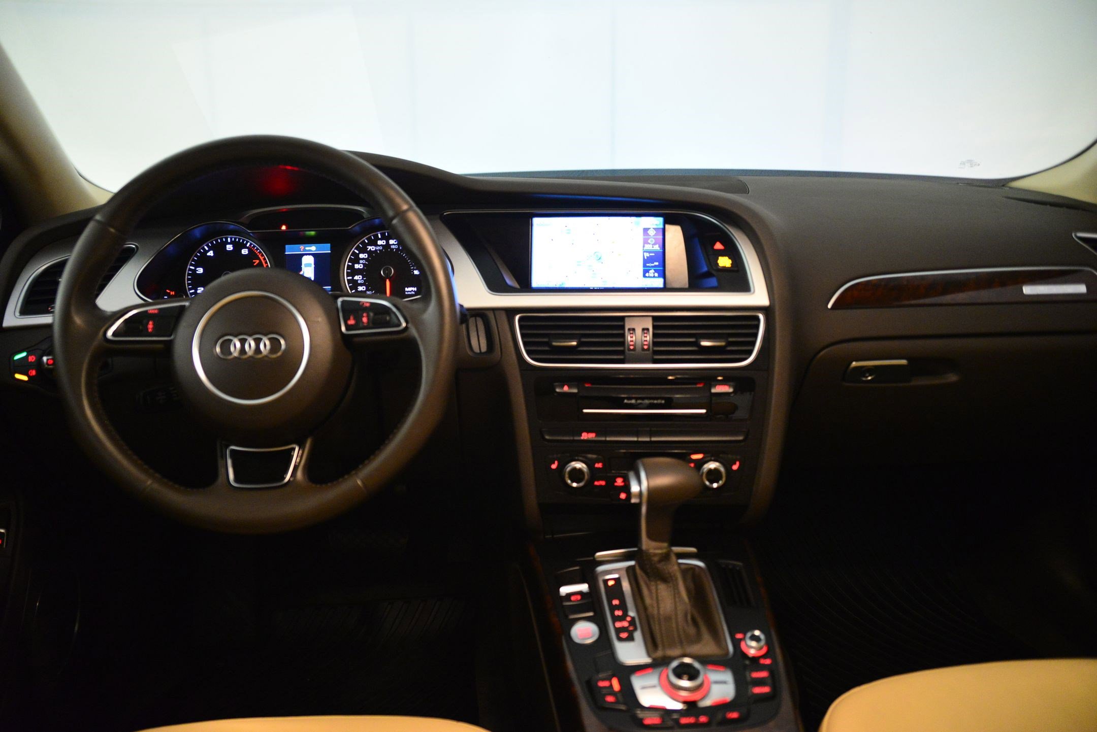 2016 Audi A4 S line Quattro Premium Plus photo 2