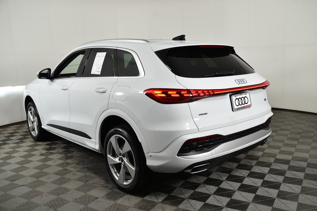New 2025 Audi Q5 Premium Plus SUV