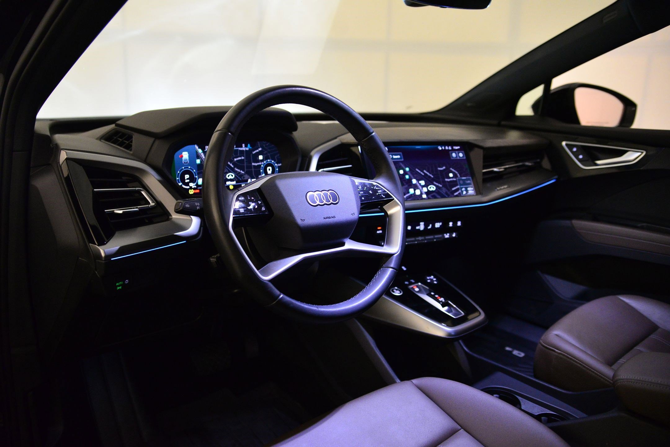 2023 Audi Q4 50 E-tron Premium Plus photo 3