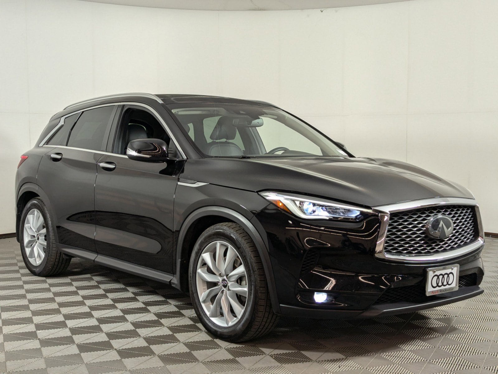 Used 2019 INFINITI QX50 Luxe with VIN 3PCAJ5M36KF119758 for sale in Rockville, MD