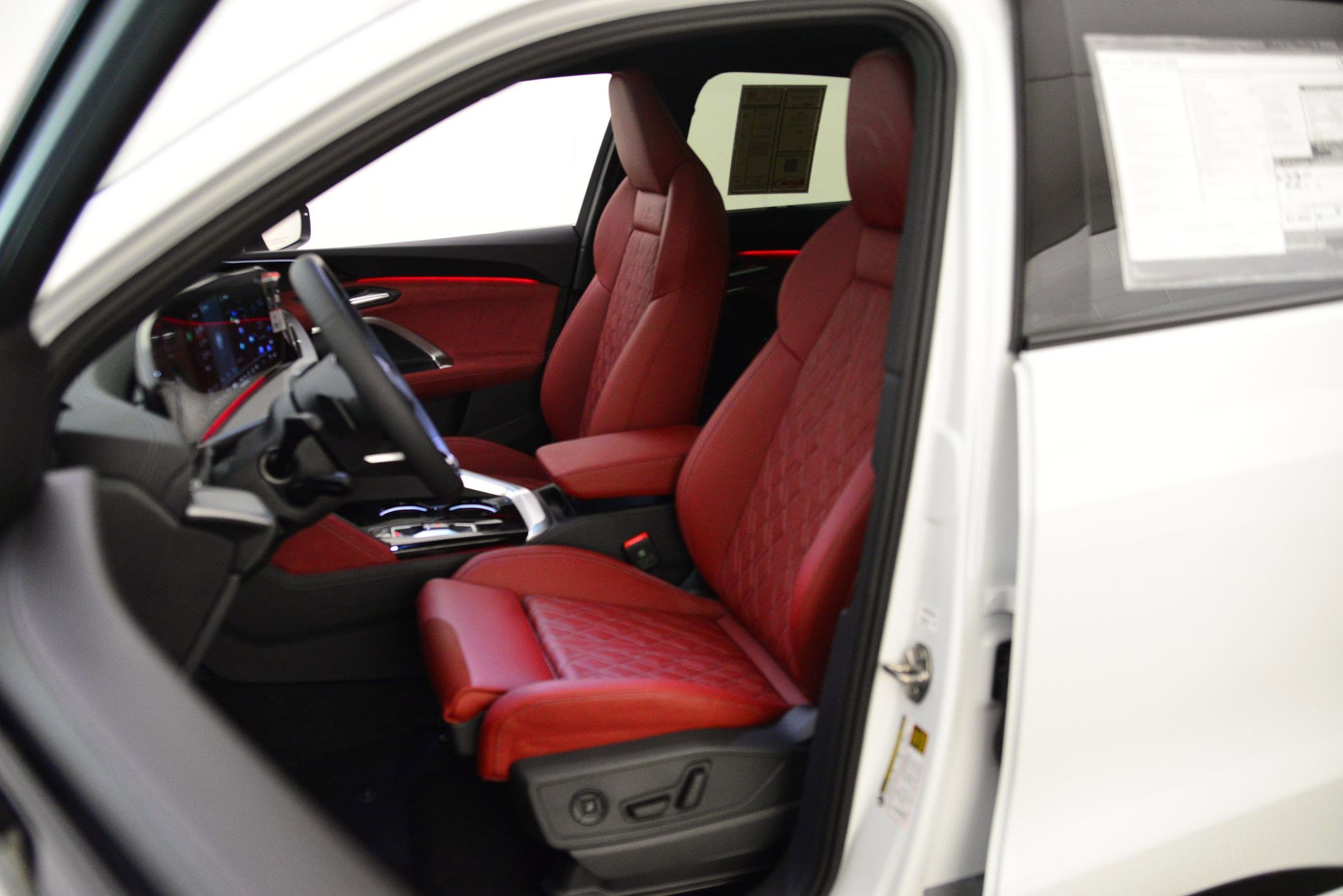 2025 Audi SQ5 Premium Plus photo 4