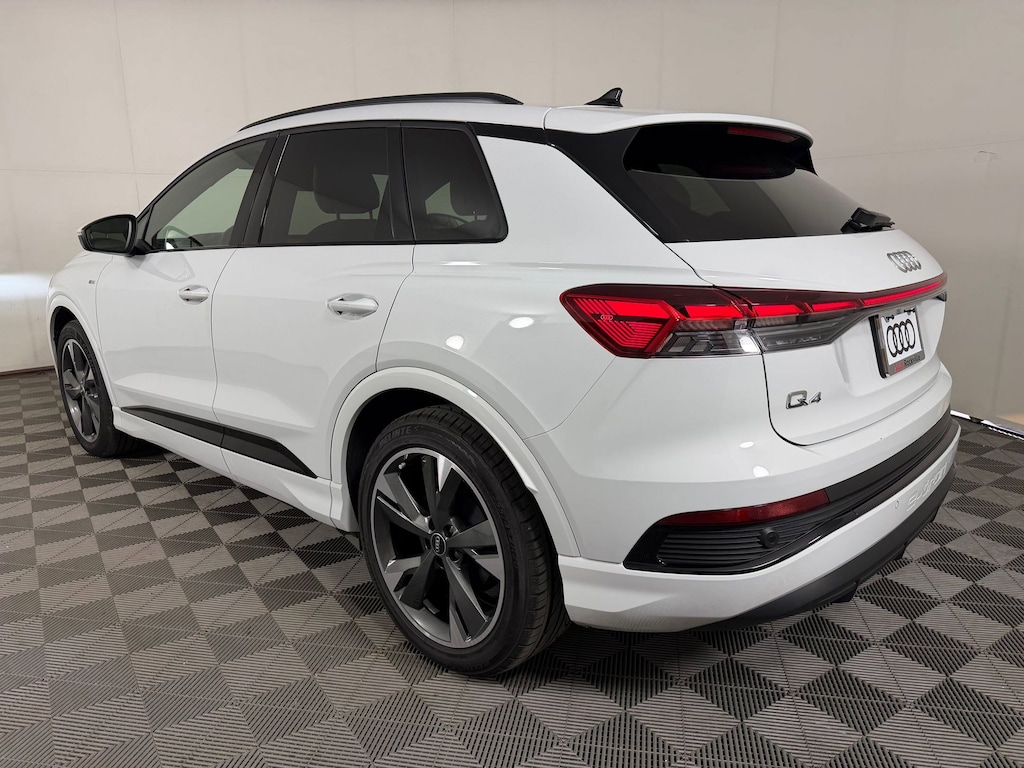 Used 2024 Audi Q4 e-tron Premium SUV