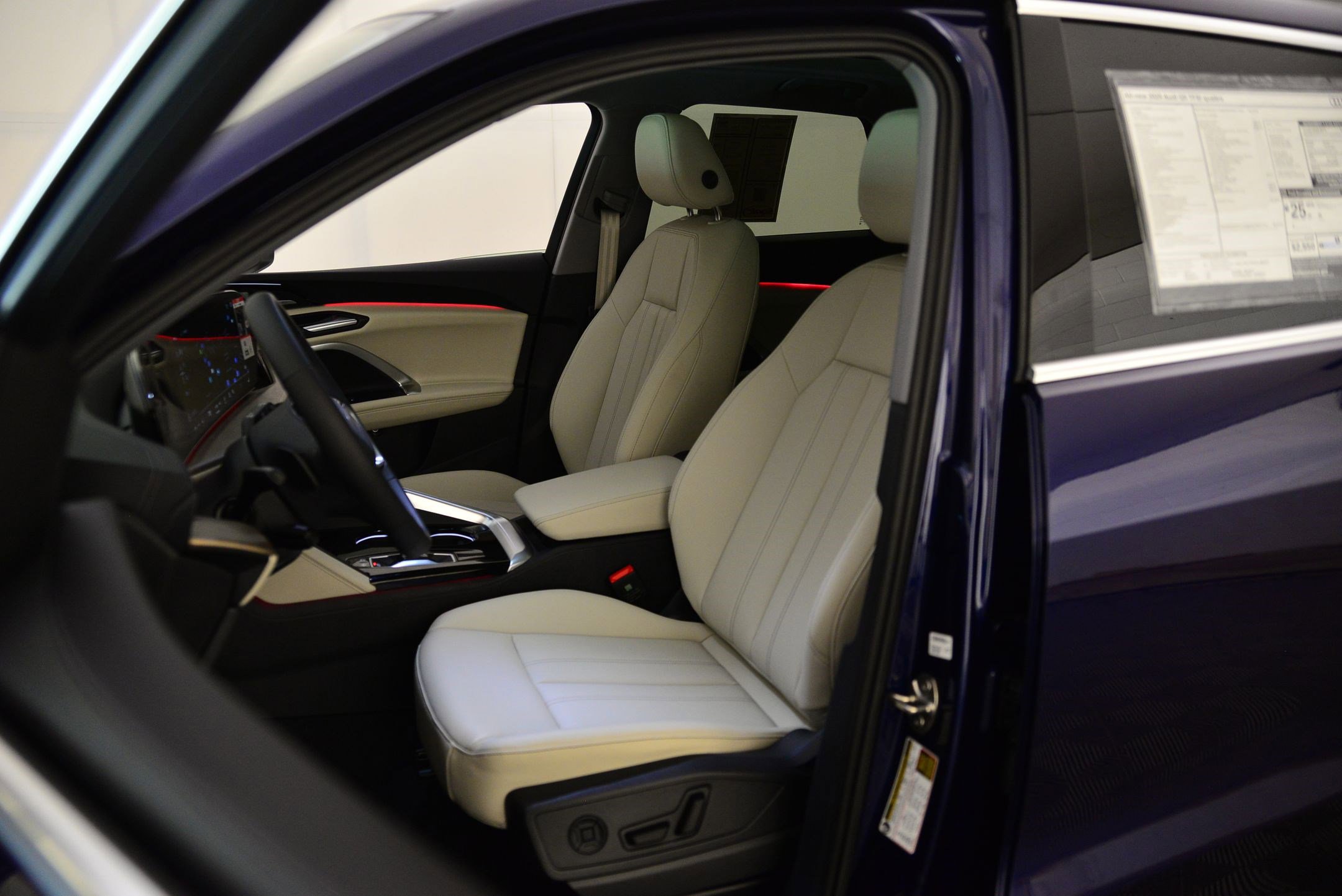 2025 Audi Q5 2.0T Premium Plus photo 4