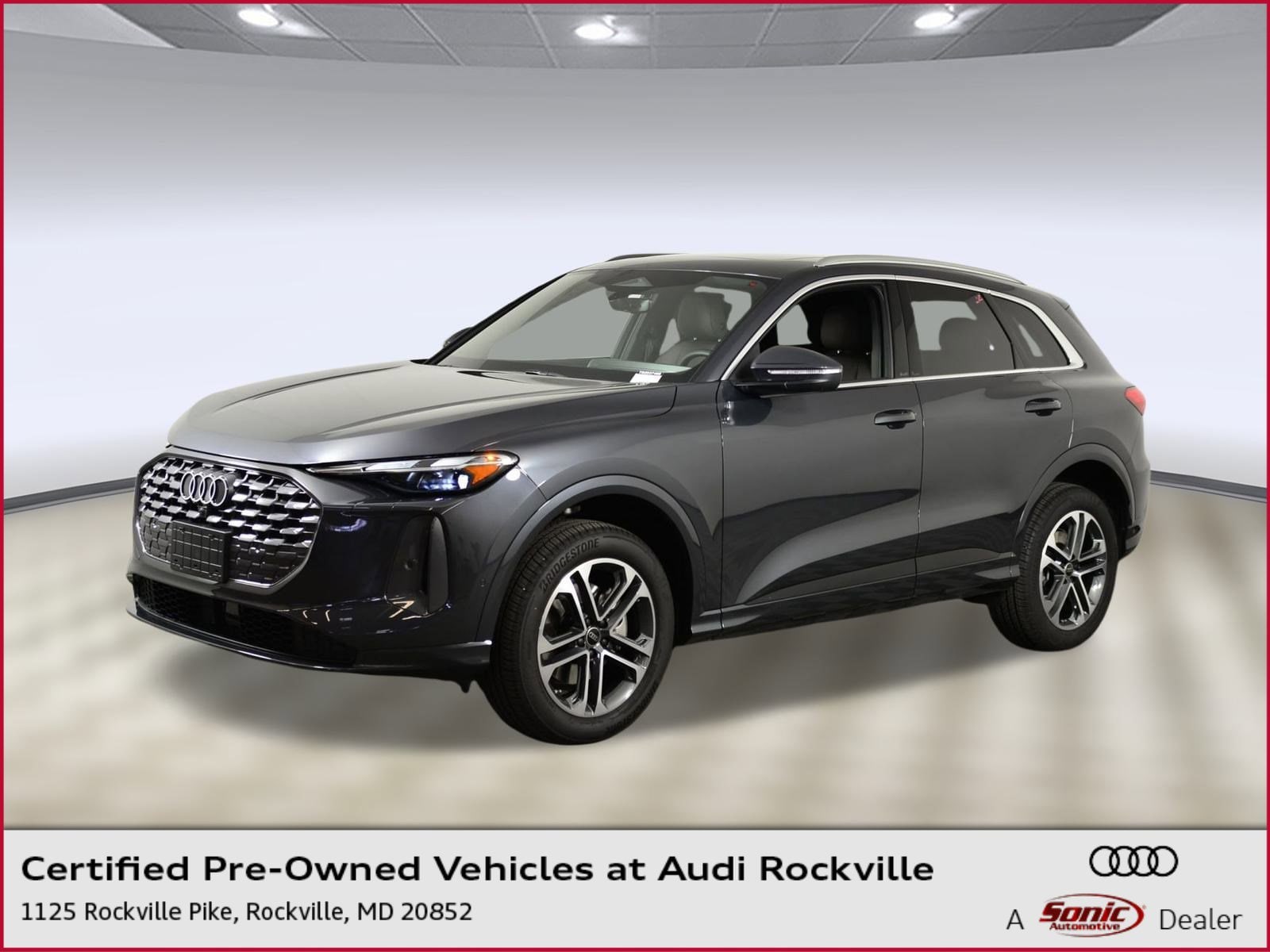 2025 Audi New Q5 Premium's photo