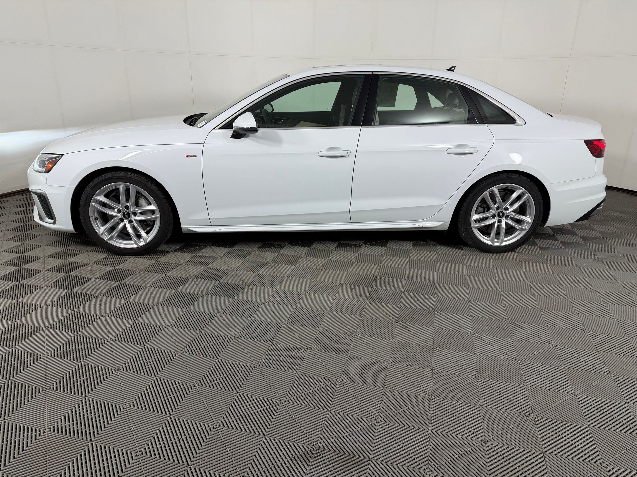 A4 S Line Premium Sedan