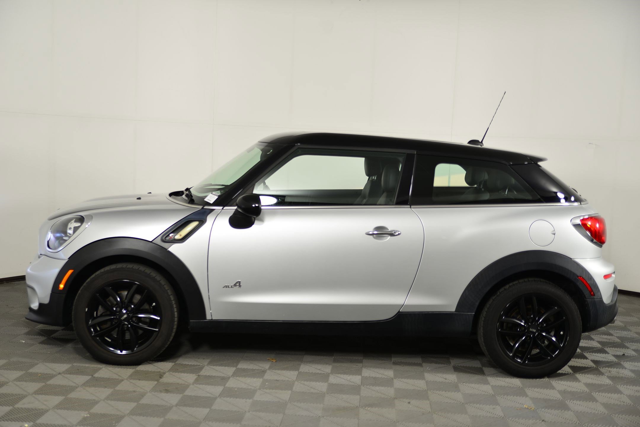 2014 Mini Paceman John Cooper Works S ALL4 photo 2