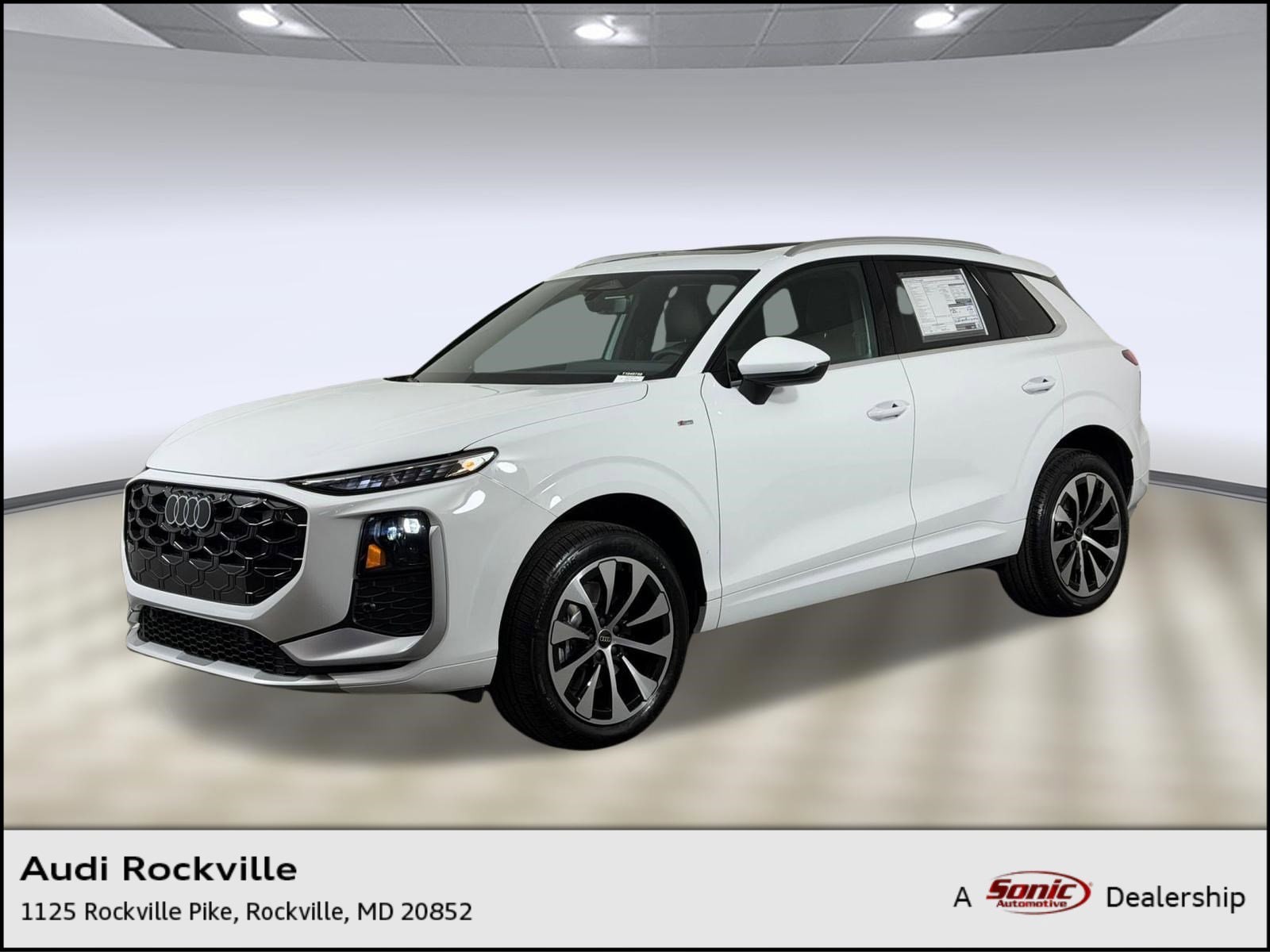 2026 Audi Q3 S line quattro's photo