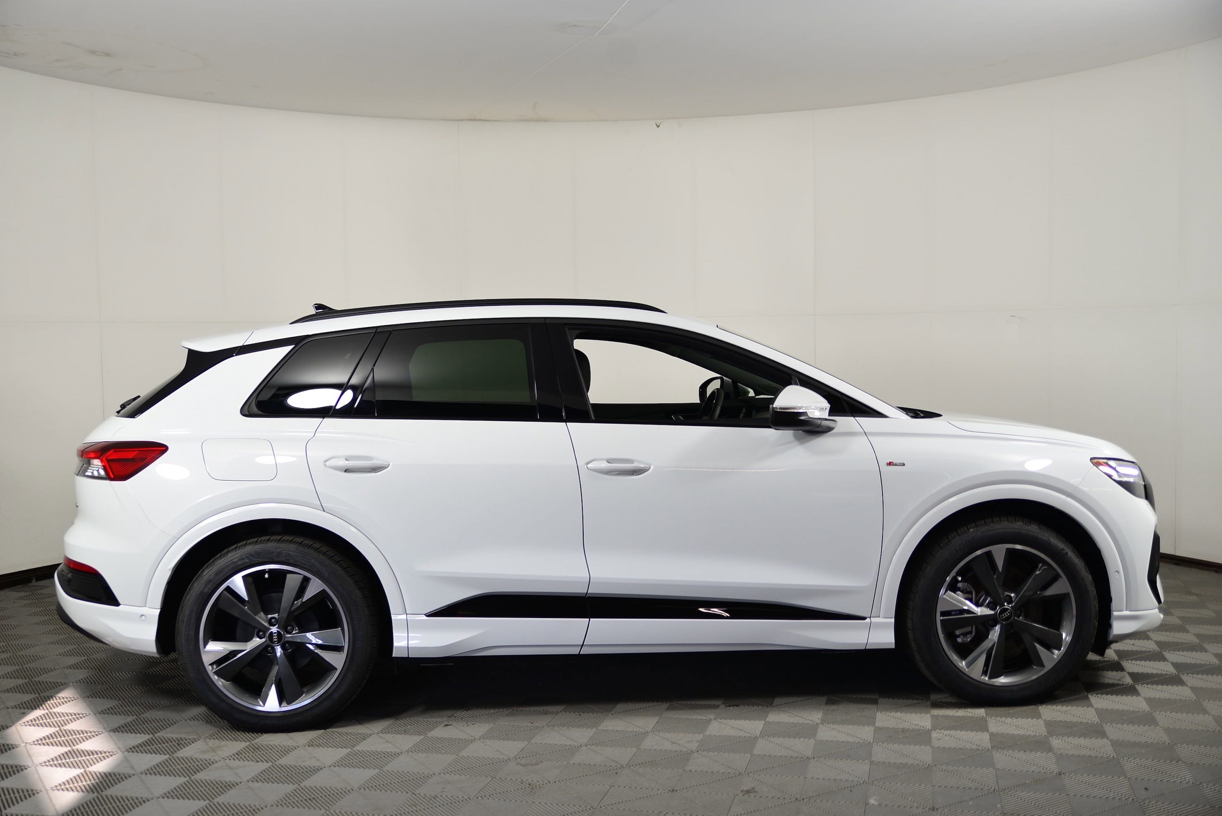 Used 2024 Audi Q4 e-tron Prestige with VIN WA1MUBFZ4RP062717 for sale in Charlotte, NC