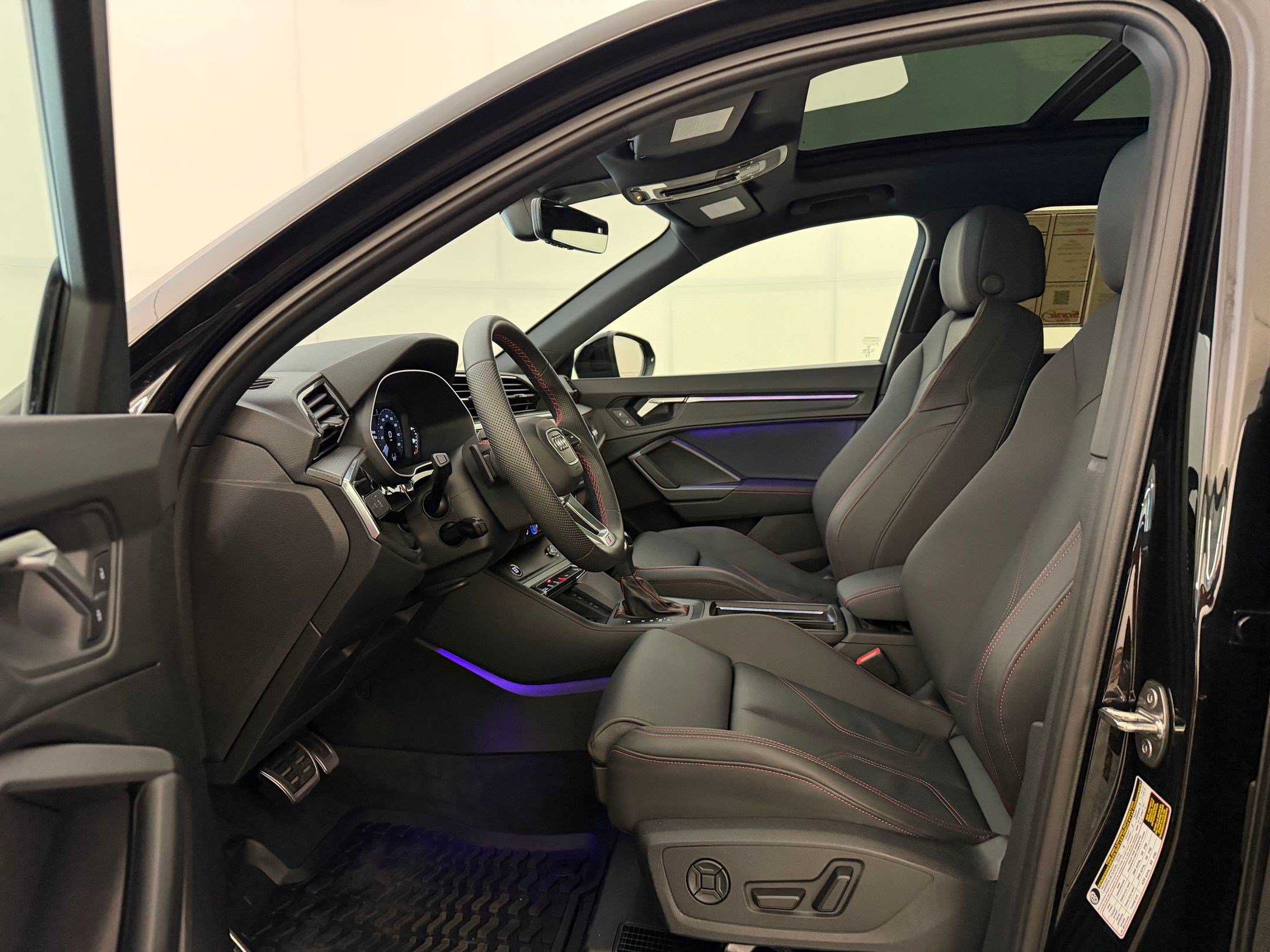 Q3 S Line Premium Plus SUV