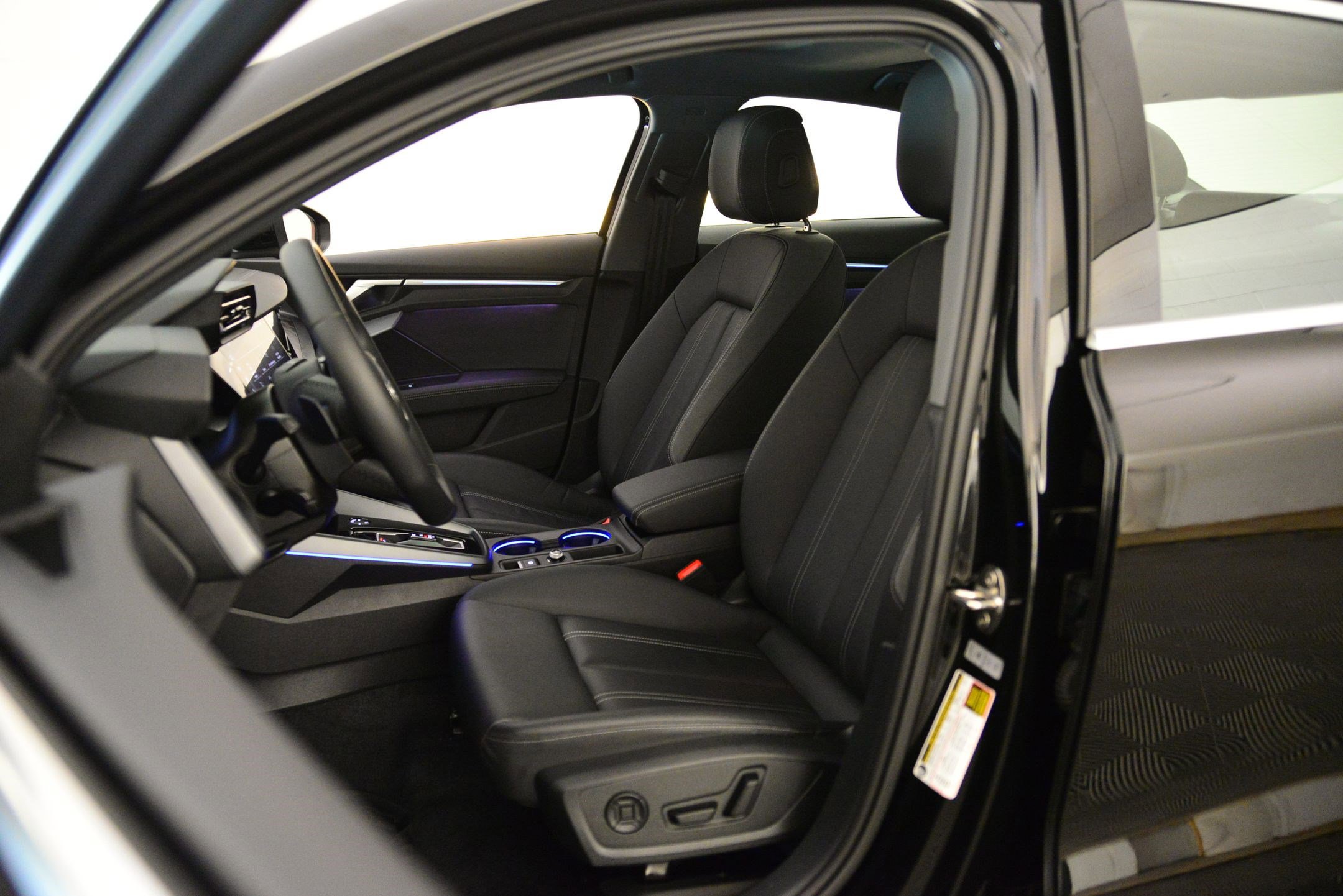 2025 Audi A3 Premium photo 4