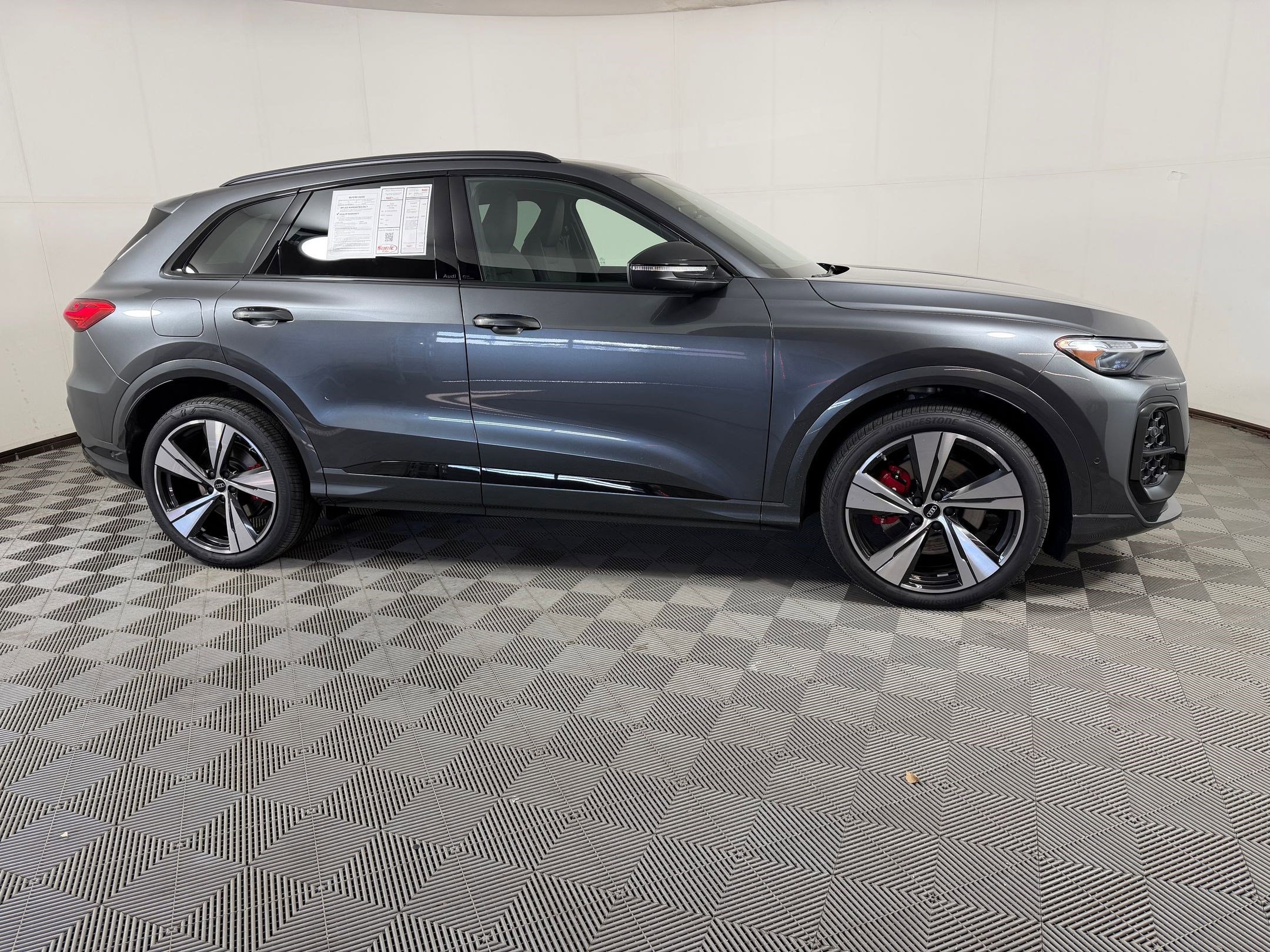 SQ5 Prestige SUV