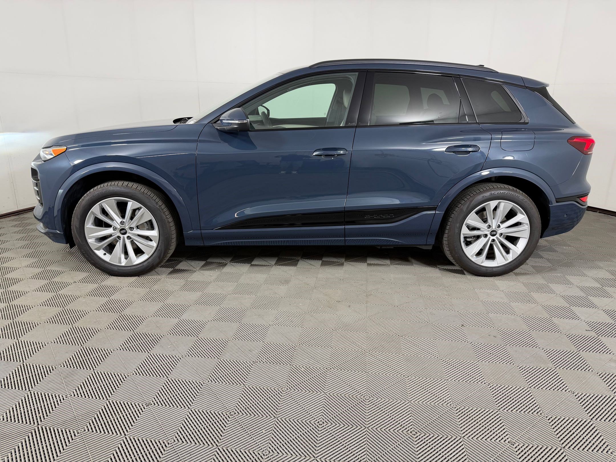 Used 2025 Audi Q6 e-tron Premium with VIN WA112BGF4SA027309 for sale in Rockville, MD