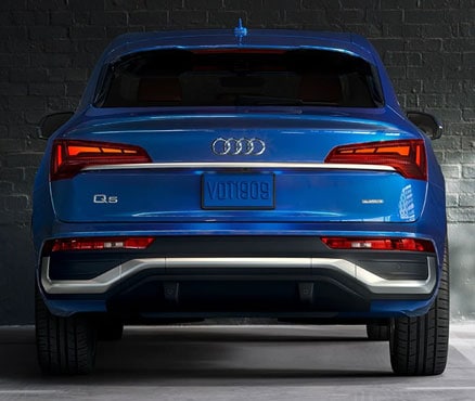 2021 Audi Q5 Sportback Rear End & Tailgate