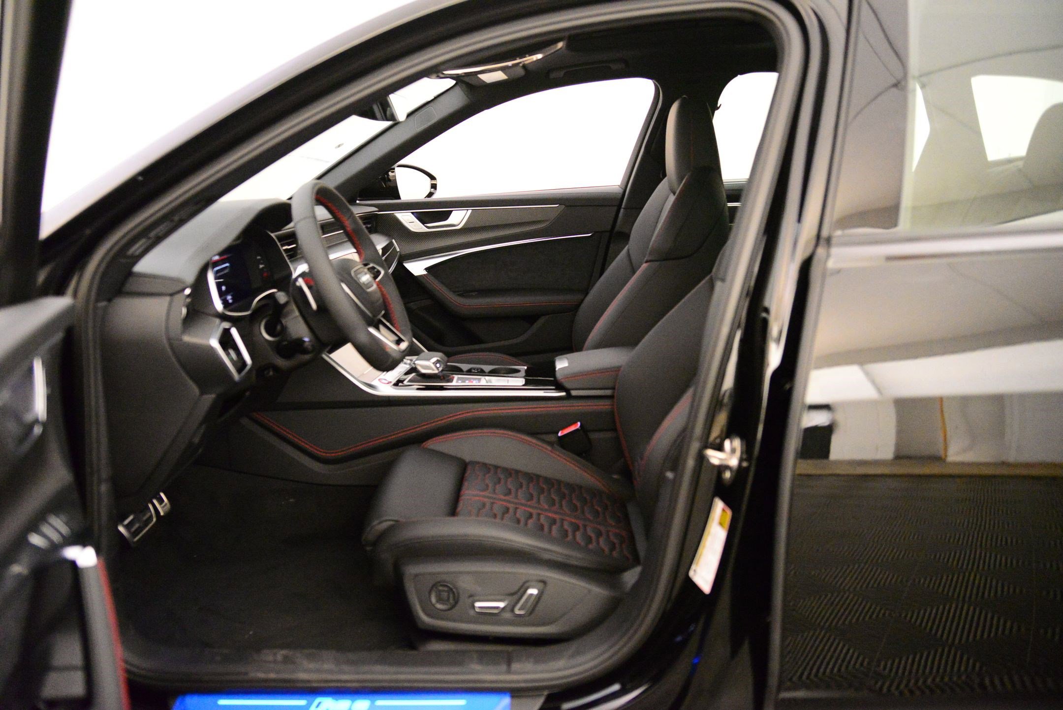 2026 Audi RS 6 Avant Performance Base photo 4