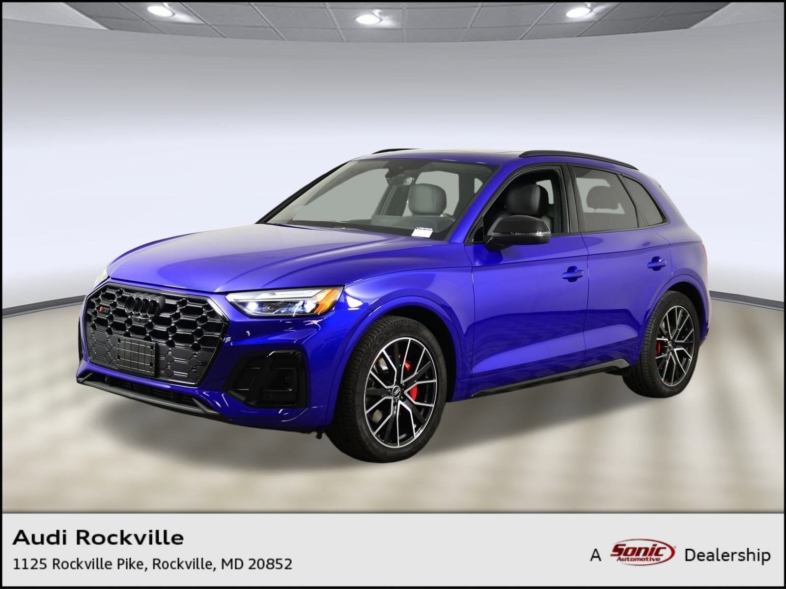 2023 Audi SQ5 Premium Plus's photo